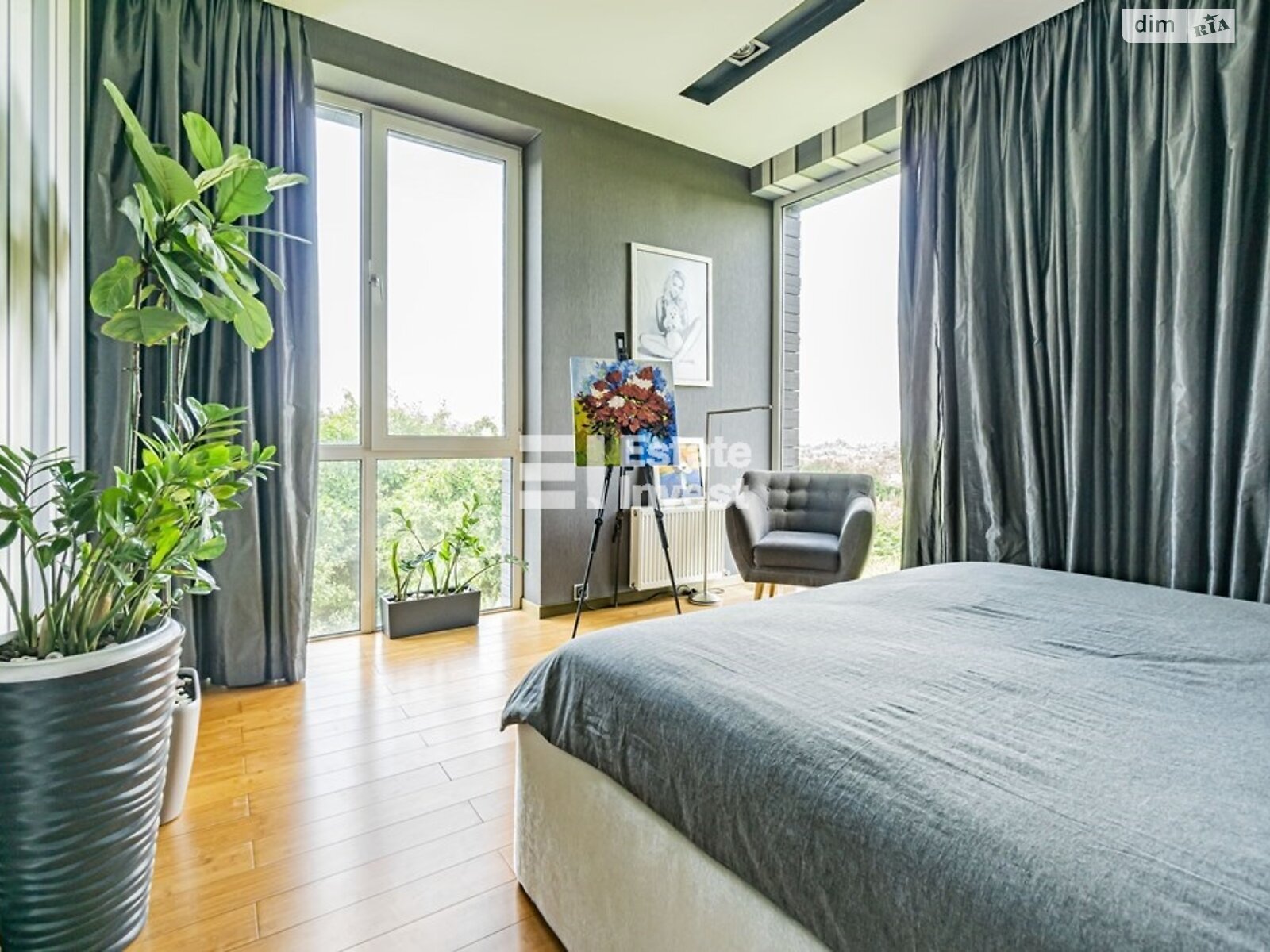 двоповерховий будинок з гаражем, 350 кв. м, цегла. Продаж у Коротичі фото 1 двоповерховий будинок з гаражем, 350 кв. м, цегла. Продаж у Коротичі фото 1