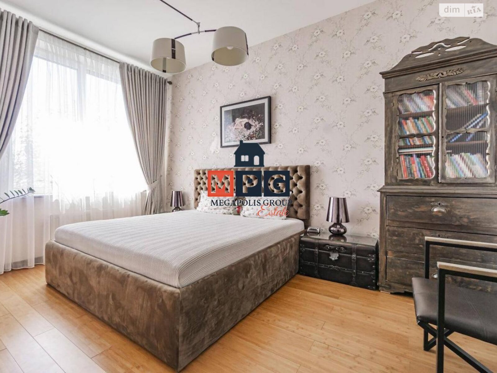 двоповерховий будинок, 350 кв. м, кирпич. Продаж у Коротичі фото 1 двоповерховий будинок, 350 кв. м, кирпич. Продаж у Коротичі фото 1