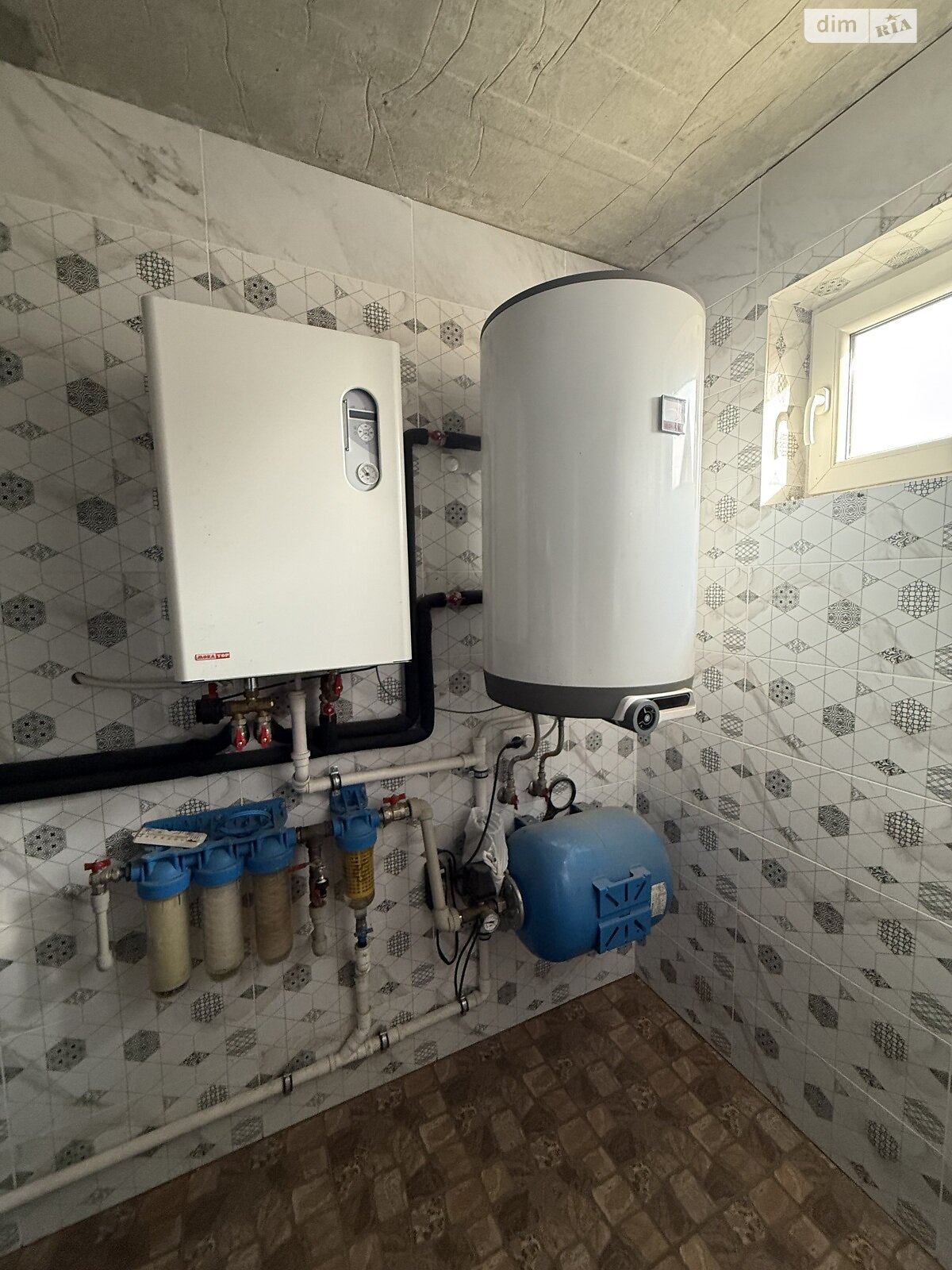 двухэтажный дом с балконом, 220 кв. м, кирпич. Продажа в Коровии фото 1 двухэтажный дом с балконом, 220 кв. м, кирпич. Продажа в Коровии фото 1