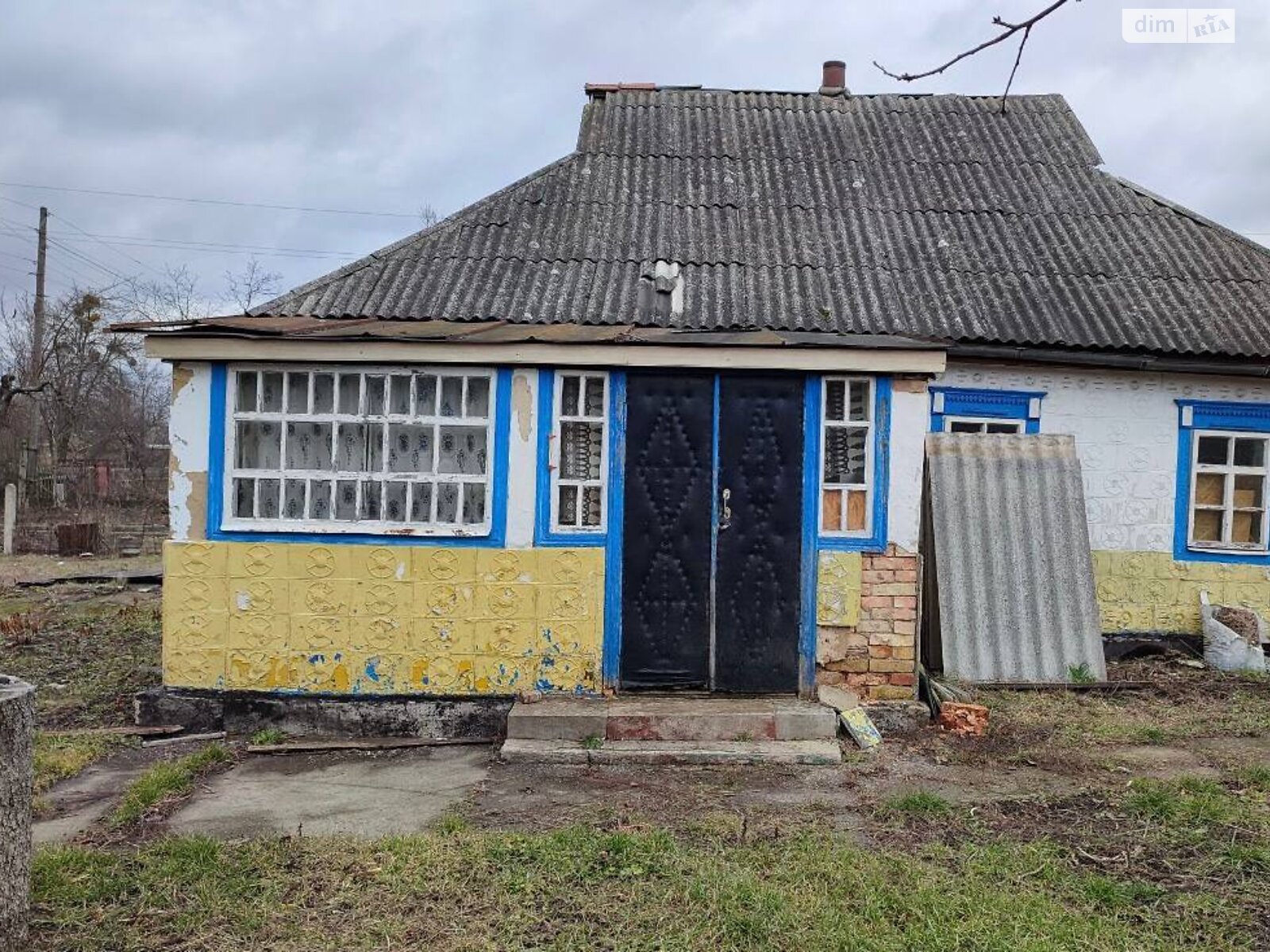 одноэтажный дом с отоплением, 59 кв. м, глинобитный. Продажа в Корсуне-Шевченковском район Корсунь-Шевченковский фото 1 одноэтажный дом с отоплением, 59 кв. м, глинобитный. Продажа в Корсуне-Шевченковском район Корсунь-Шевченковский фото 1