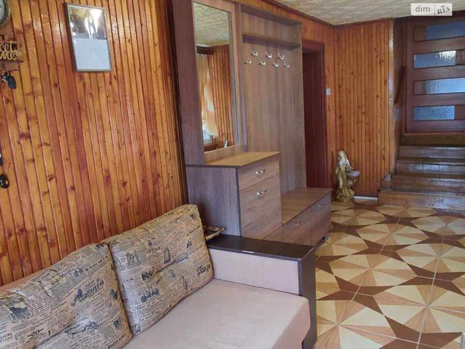 одноэтажный дом с гаражом, 180 кв. м, кирпич. Продажа в Косони фото 1