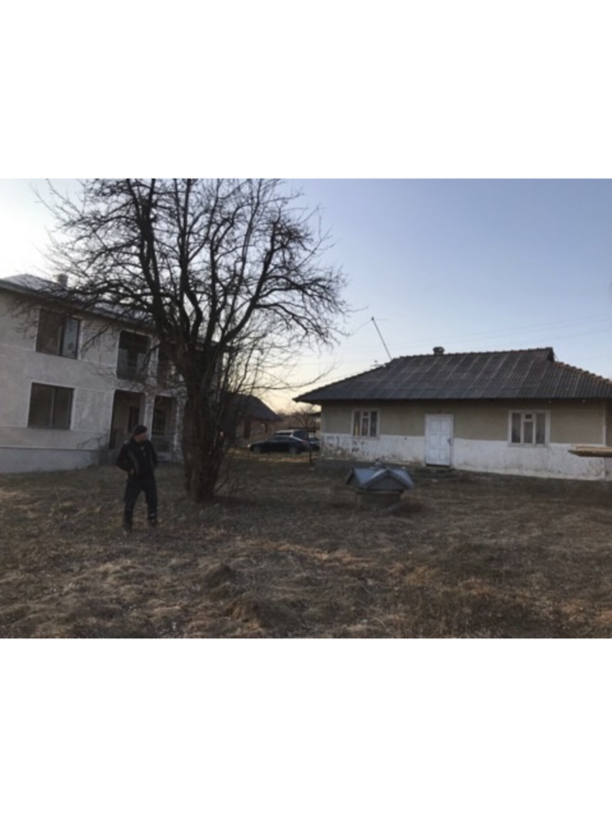 двоповерховий будинок з гаражем, 560 кв. м, цегла. Продаж в Косові фото 1 двоповерховий будинок з гаражем, 560 кв. м, цегла. Продаж в Косові фото 1