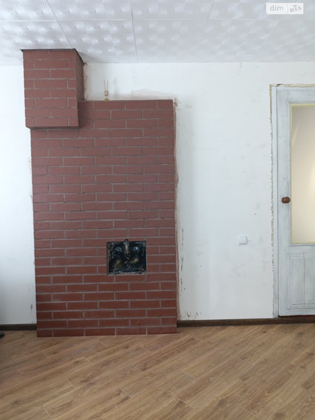 двухэтажный дом с отоплением, 50 кв. м, кирпич. Продажа в Костантиновке фото 1 двухэтажный дом с отоплением, 50 кв. м, кирпич. Продажа в Костантиновке фото 1