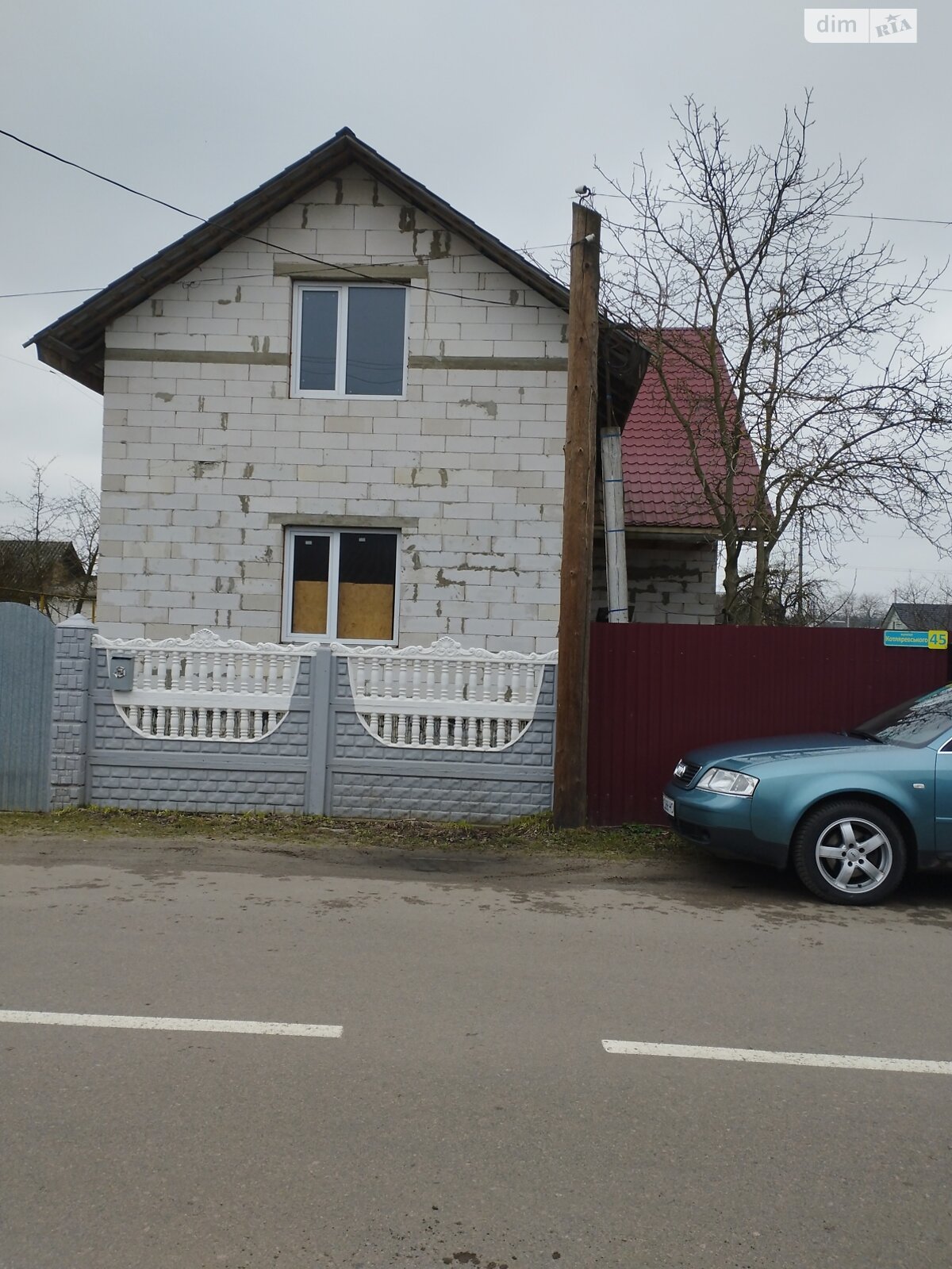 двухэтажный дом с гаражом, 231 кв. м, пеноблок. Продажа в Костополе фото 1