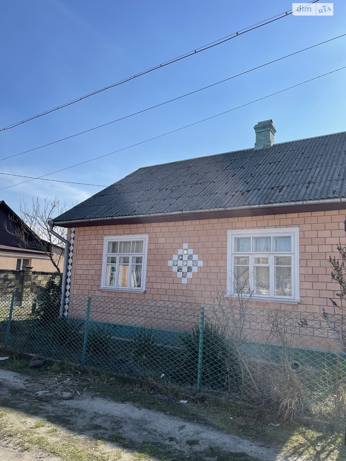 одноэтажный дом с отоплением, 77 кв. м, кирпич. Продажа в Костополе фото 1 одноэтажный дом с отоплением, 77 кв. м, кирпич. Продажа в Костополе фото 1