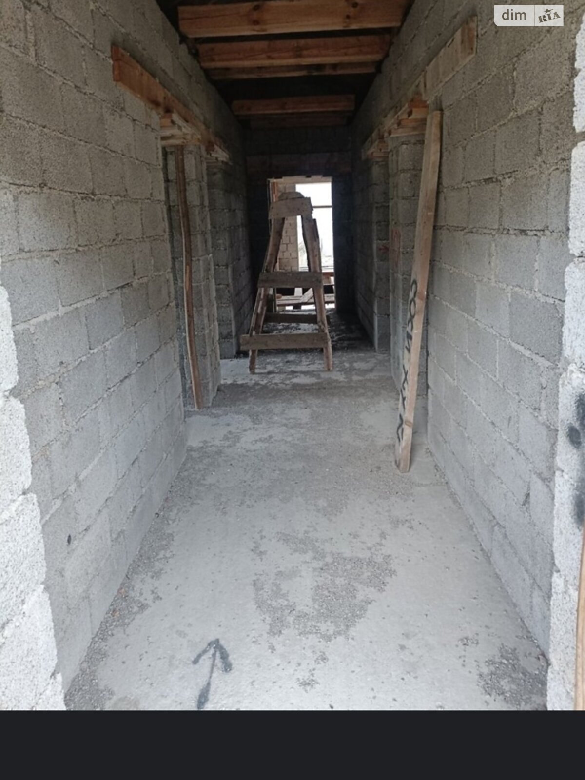 двоповерховий будинок, 300 кв. м, шлакоблок. Продаж у Костриній фото 1