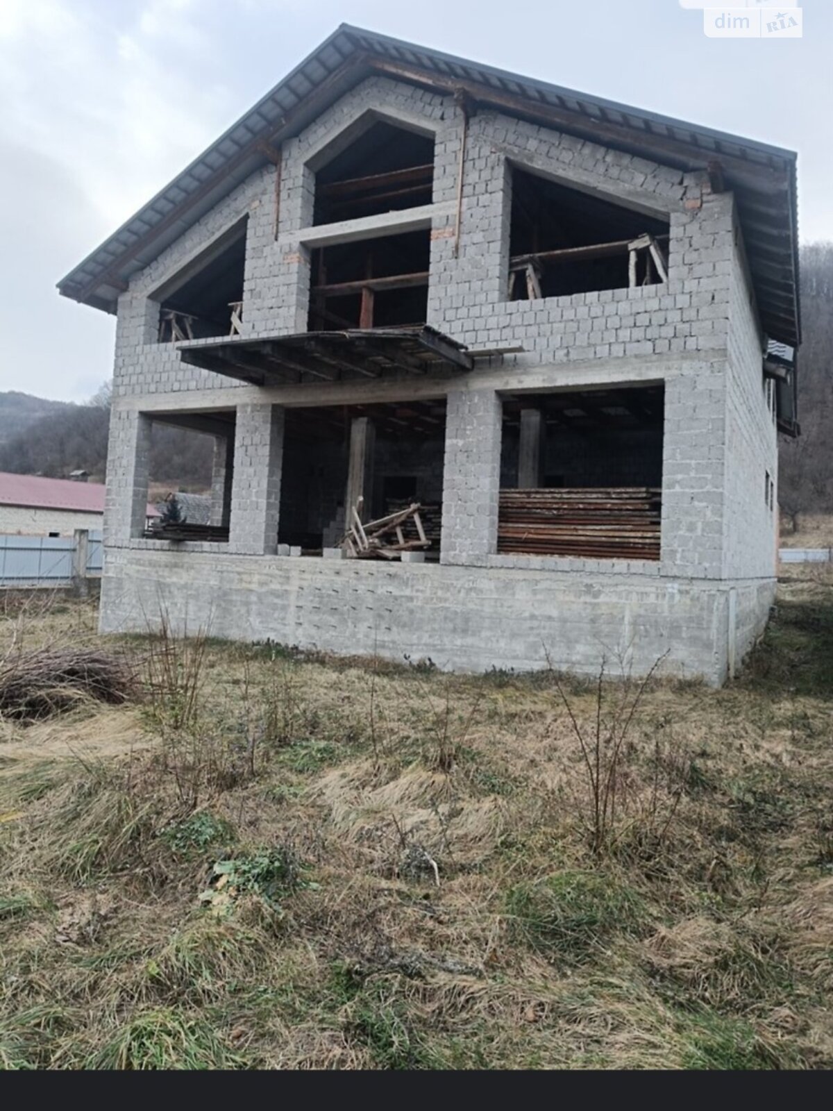 двоповерховий будинок, 300 кв. м, шлакоблок. Продаж у Костриній фото 1