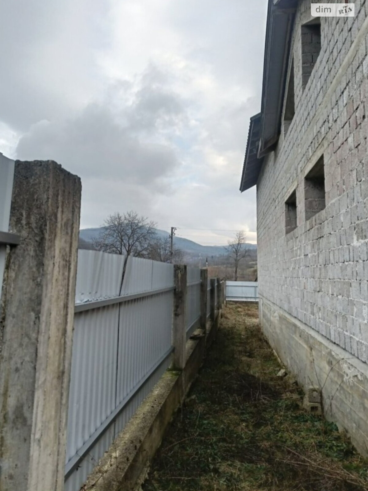 двоповерховий будинок, 300 кв. м, шлакоблок. Продаж у Костриній фото 1