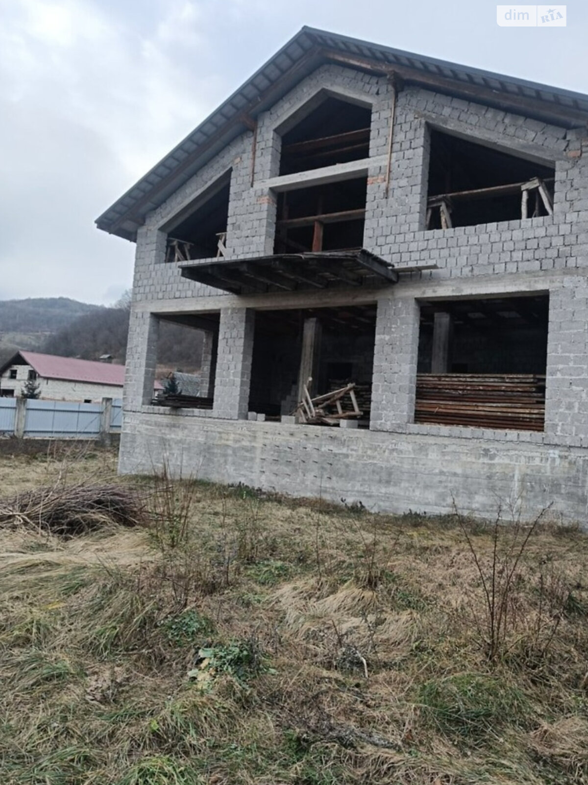 двоповерховий будинок, 300 кв. м, шлакоблок. Продаж у Костриній фото 1