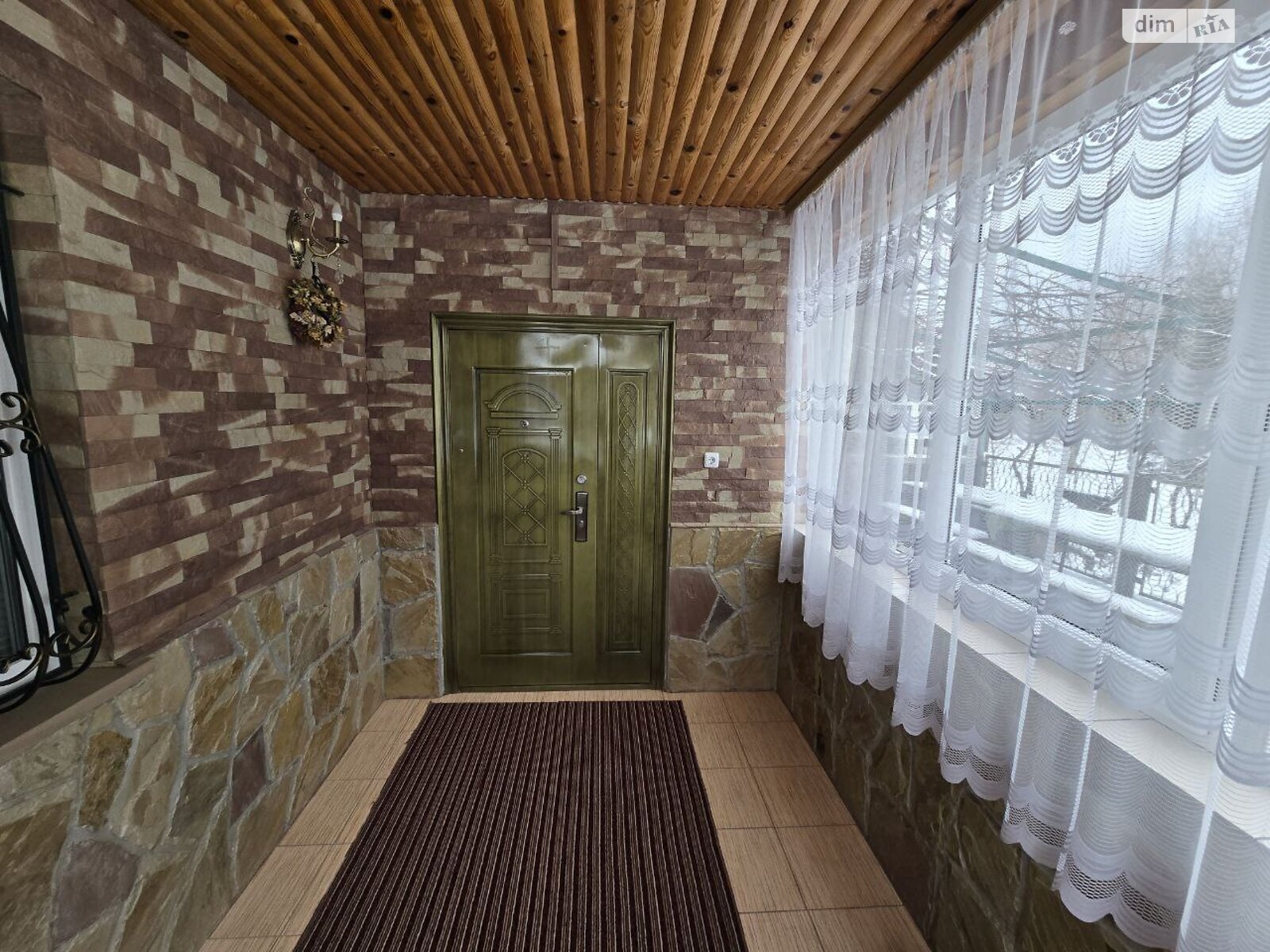 трехэтажный дом с верандой, 167.4 кв. м, кирпич. Продажа в Котовке фото 1 трехэтажный дом с верандой, 167.4 кв. м, кирпич. Продажа в Котовке фото 1