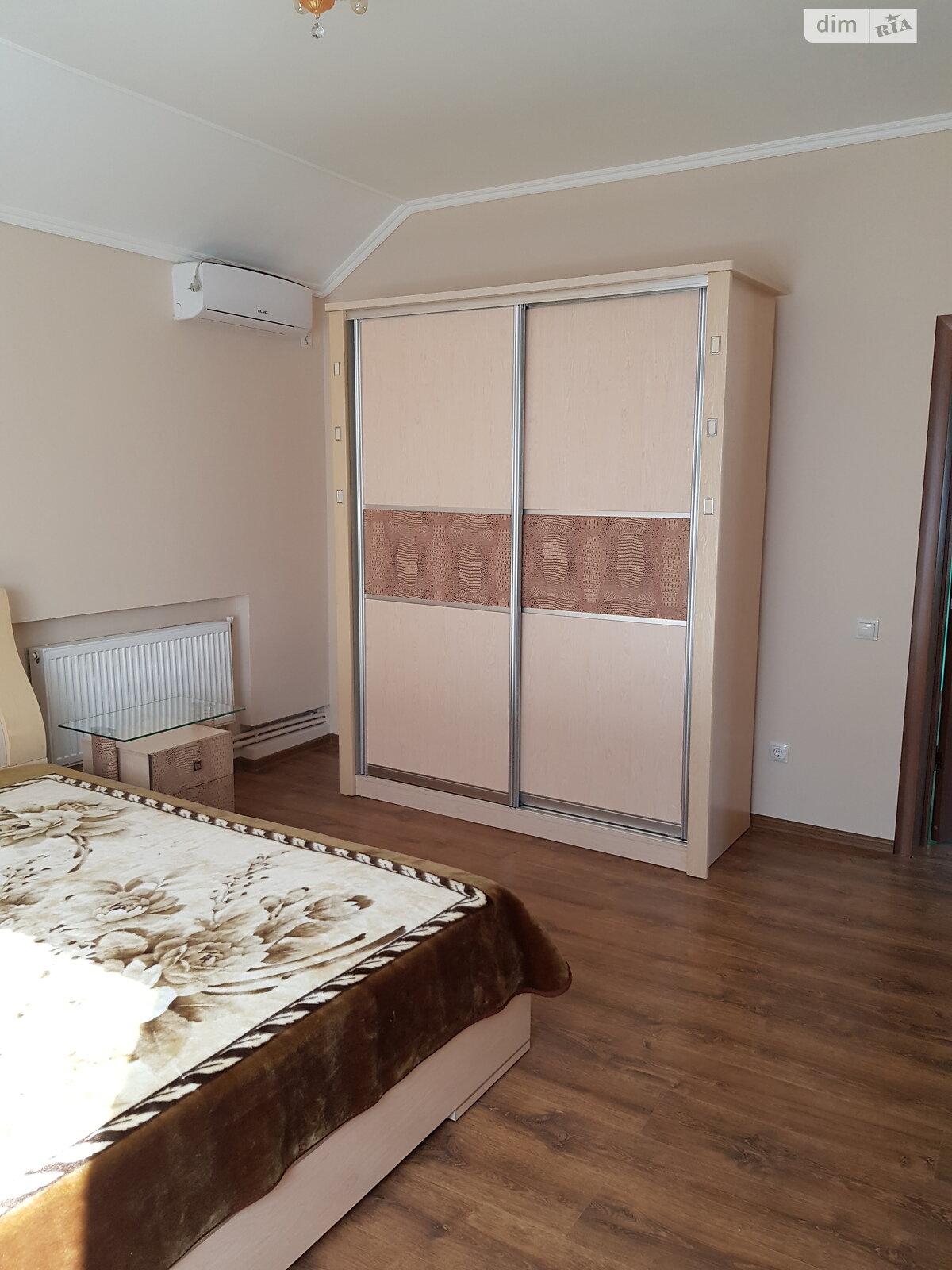 двоповерховий будинок з гаражем, 250 кв. м, цегла. Продаж у Коцюбинському фото 1 двоповерховий будинок з гаражем, 250 кв. м, цегла. Продаж у Коцюбинському фото 1