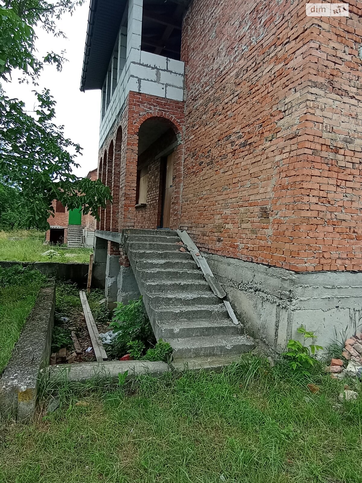 двухэтажный дом с гаражом, 120 кв. м, кирпич. Продажа в Котюжинцах фото 1 двухэтажный дом с гаражом, 120 кв. м, кирпич. Продажа в Котюжинцах фото 1