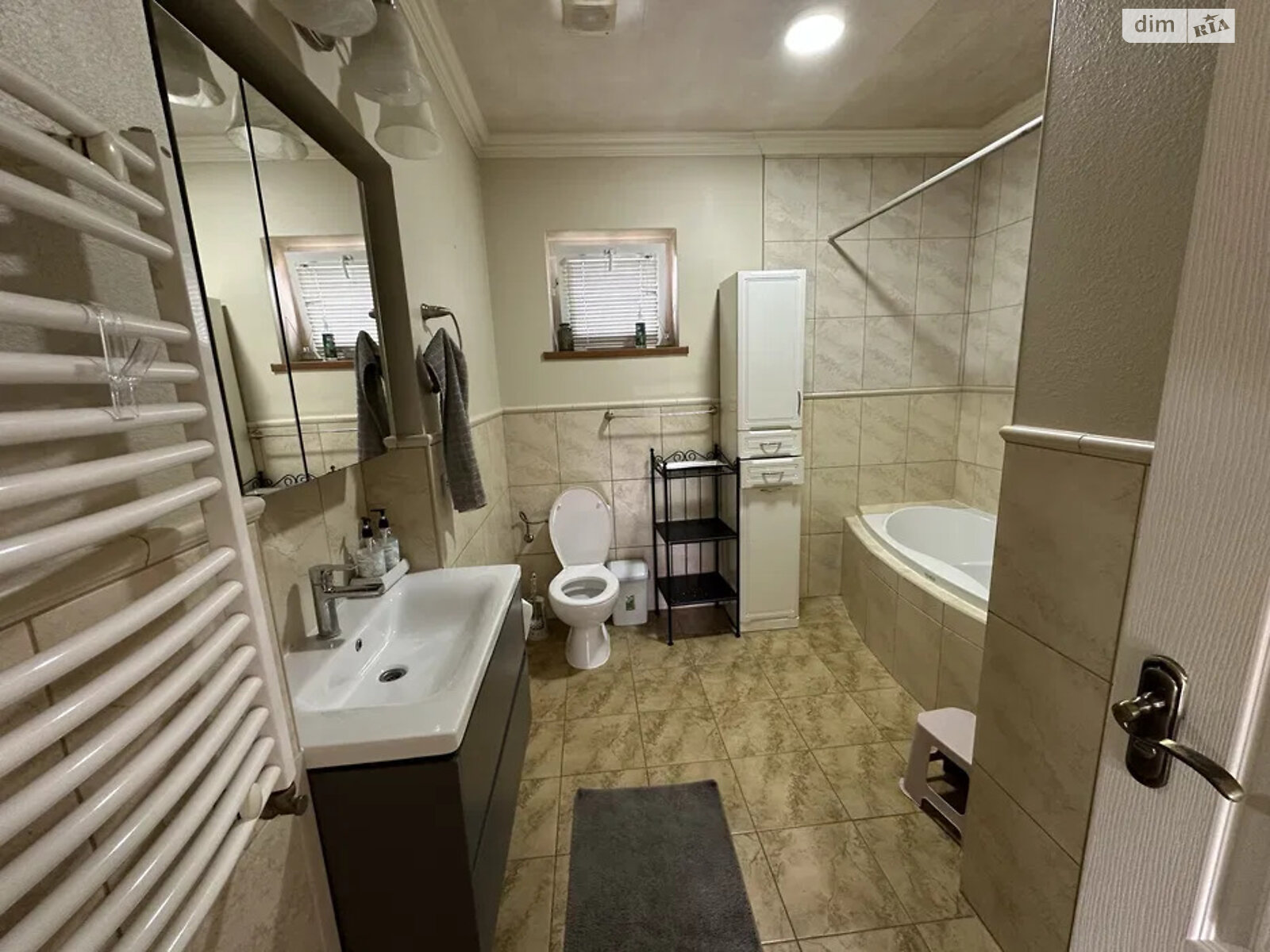 двоповерховий будинок з меблями, 160 кв. м, цегла. Продаж у Ковелі фото 1 двоповерховий будинок з меблями, 160 кв. м, цегла. Продаж у Ковелі фото 1