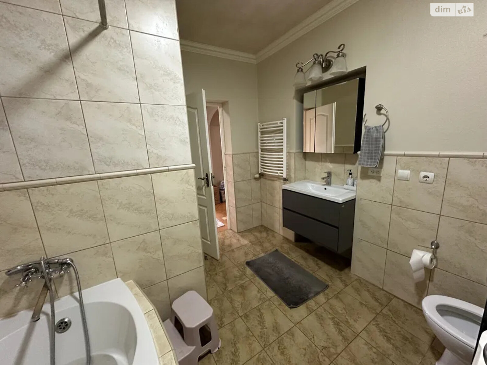 двоповерховий будинок з меблями, 160 кв. м, цегла. Продаж у Ковелі фото 1 двоповерховий будинок з меблями, 160 кв. м, цегла. Продаж у Ковелі фото 1