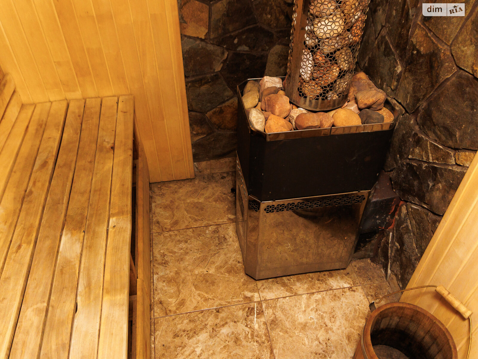 двухэтажный дом с гаражом, 242 кв. м, кирпич. Продажа в Ковеле район Ковель фото 1