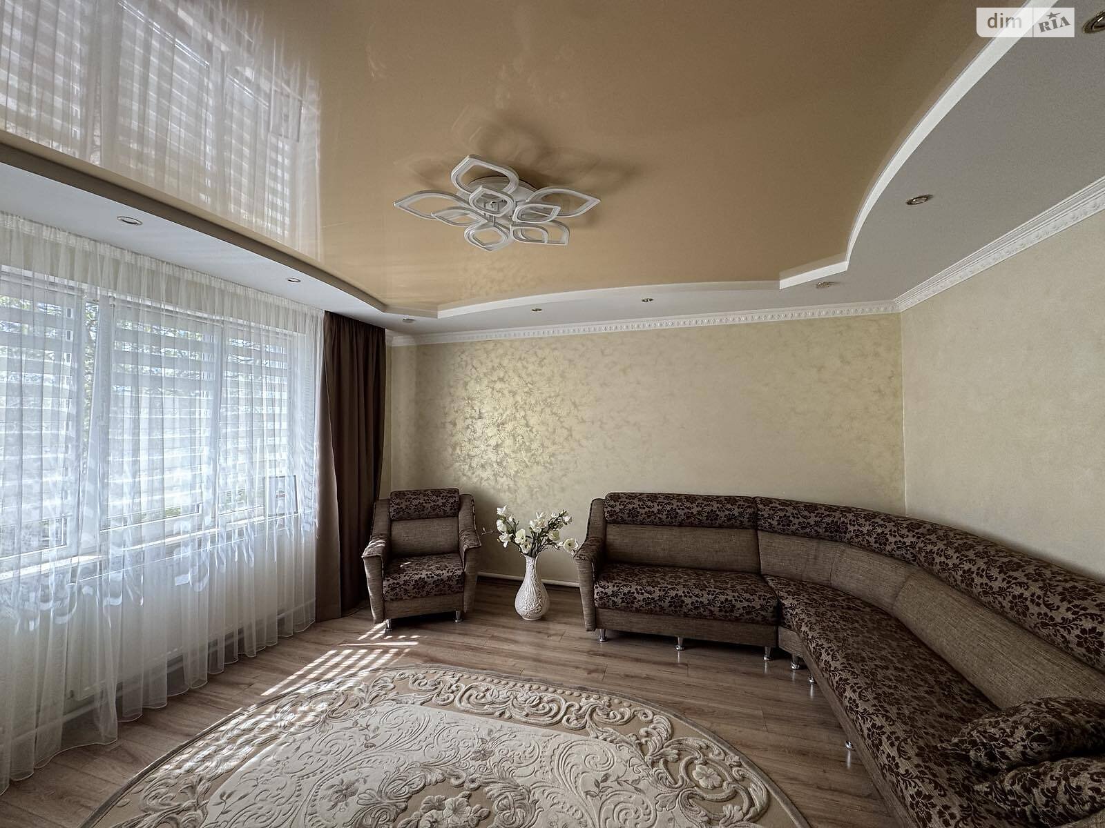 двухэтажный дом с гаражом, 242 кв. м, кирпич. Продажа в Ковеле район Ковель фото 1