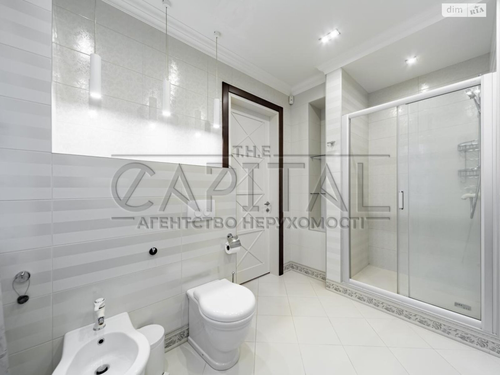 двоповерховий будинок з мансардою, 258 кв. м, цегла. Продаж у Козині фото 1 двоповерховий будинок з мансардою, 258 кв. м, цегла. Продаж у Козині фото 1