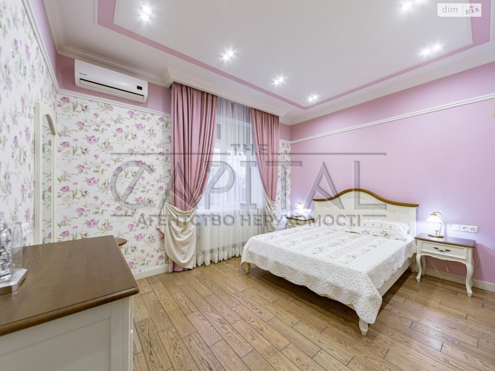 двоповерховий будинок з мансардою, 258 кв. м, цегла. Продаж у Козині фото 1 двоповерховий будинок з мансардою, 258 кв. м, цегла. Продаж у Козині фото 1