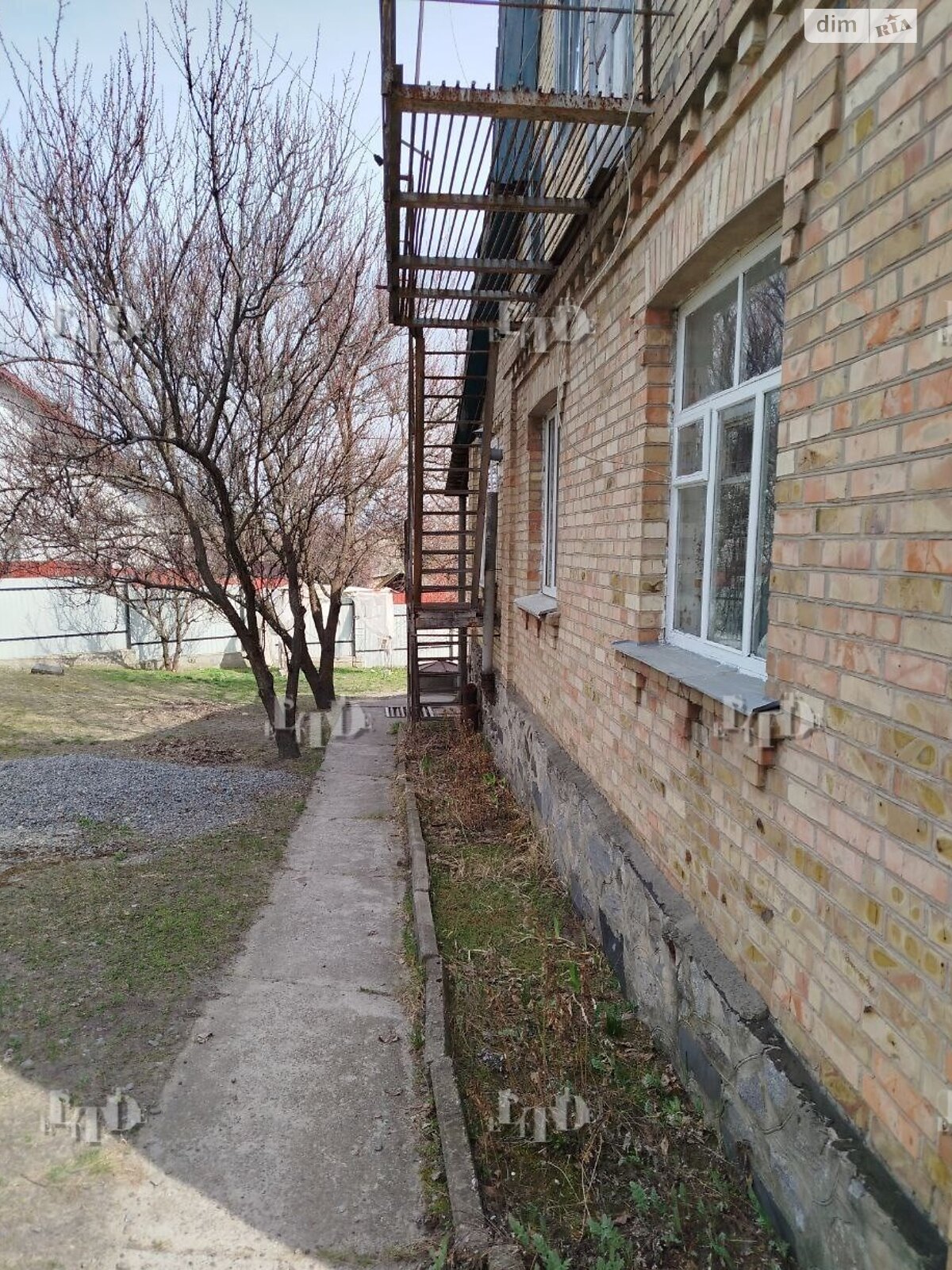 одноэтажный дом с гаражом, 131.6 кв. м, кирпич. Продажа в Козине фото 1 одноэтажный дом с гаражом, 131.6 кв. м, кирпич. Продажа в Козине фото 1