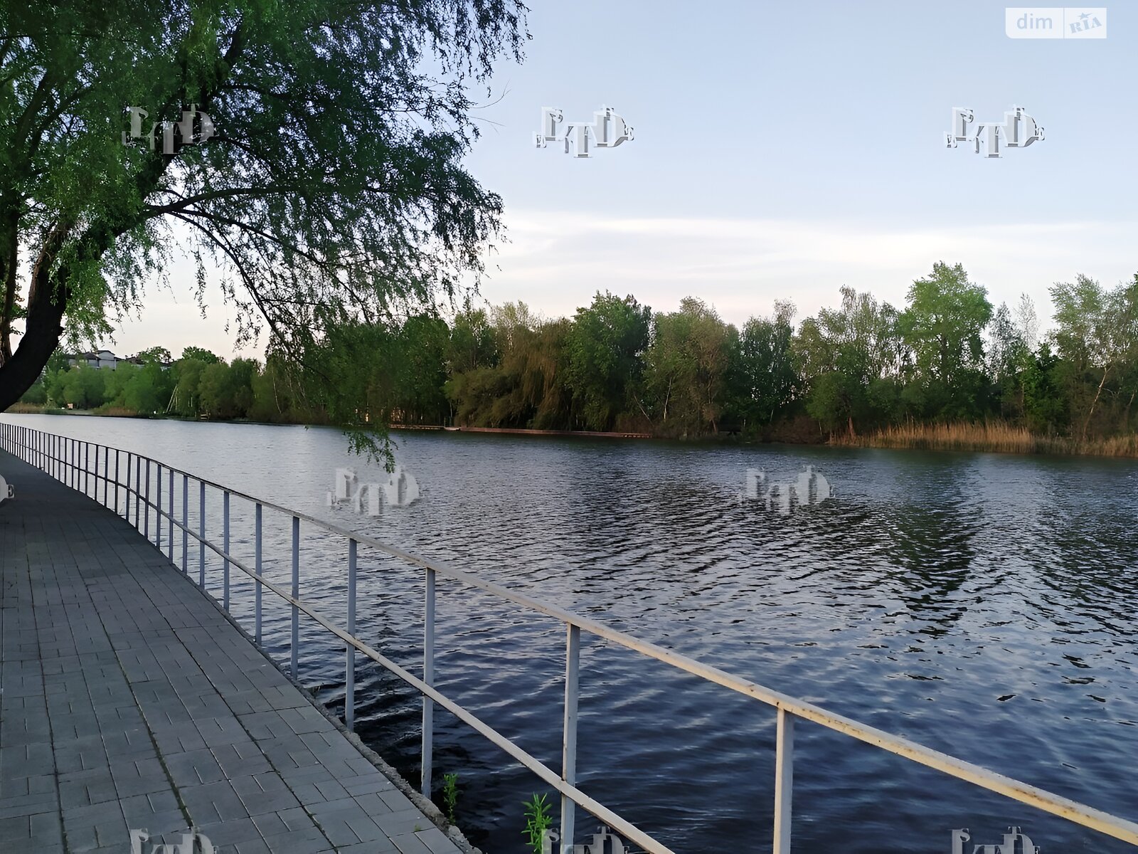 одноэтажный дом с гаражом, 131.6 кв. м, кирпич. Продажа в Козине фото 1 одноэтажный дом с гаражом, 131.6 кв. м, кирпич. Продажа в Козине фото 1
