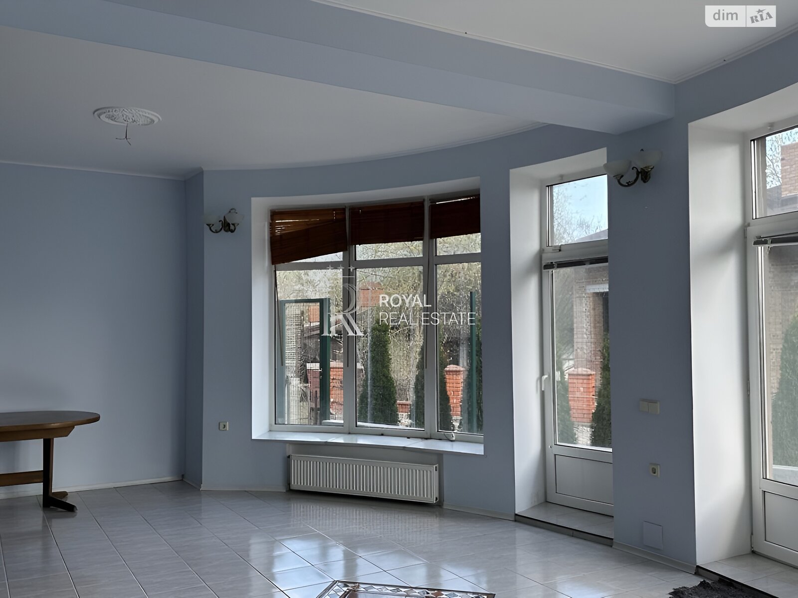 триповерховий будинок з гаражем, 645 кв. м, цегла. Продаж у Козині фото 1 триповерховий будинок з гаражем, 645 кв. м, цегла. Продаж у Козині фото 1