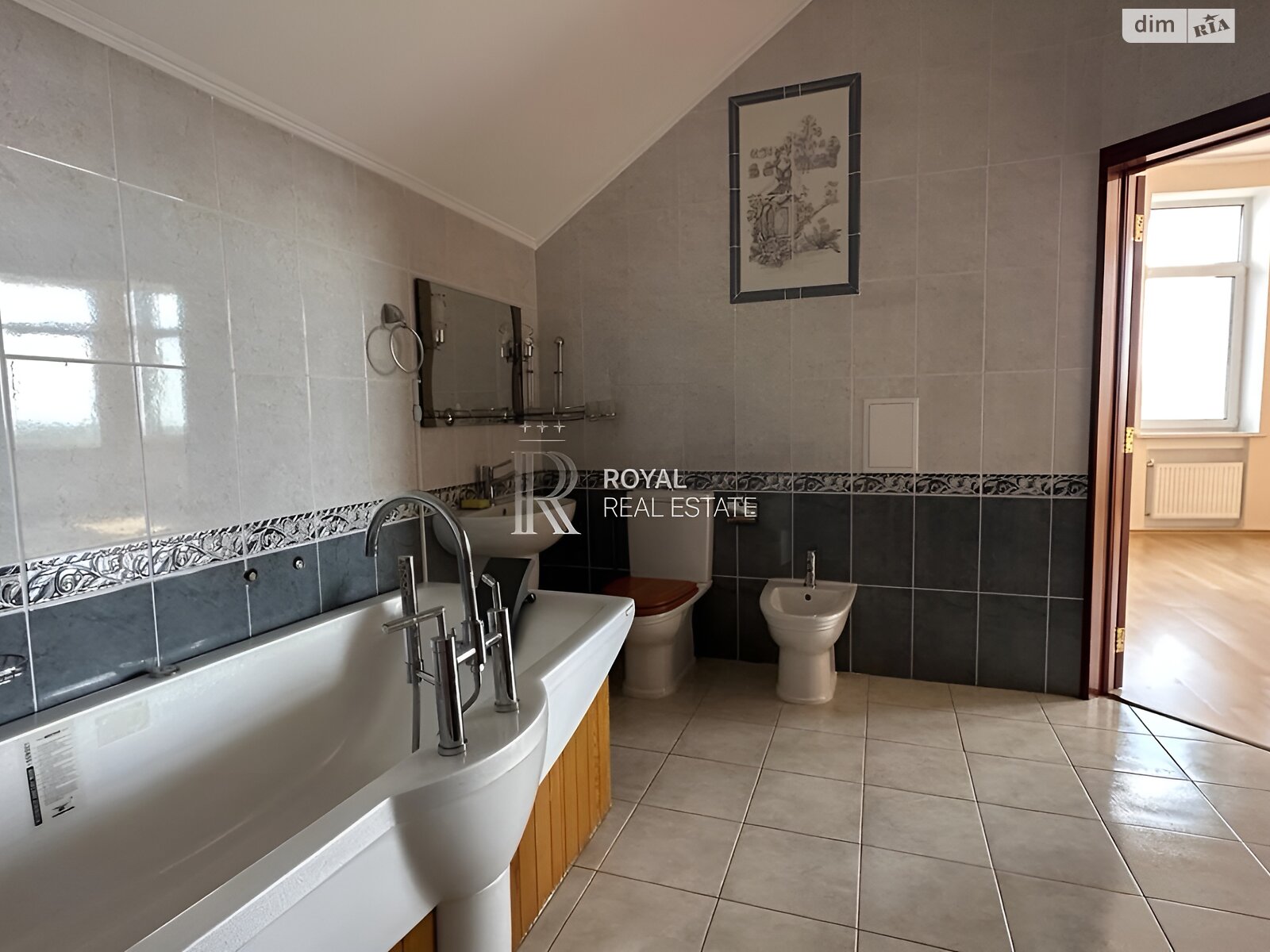 триповерховий будинок з гаражем, 645 кв. м, цегла. Продаж у Козині фото 1 триповерховий будинок з гаражем, 645 кв. м, цегла. Продаж у Козині фото 1