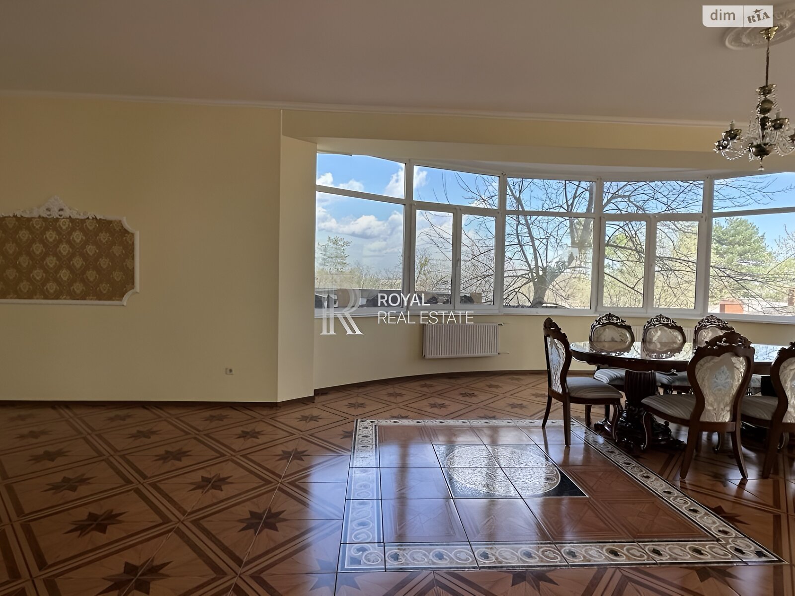 триповерховий будинок з гаражем, 645 кв. м, цегла. Продаж у Козині фото 1 триповерховий будинок з гаражем, 645 кв. м, цегла. Продаж у Козині фото 1