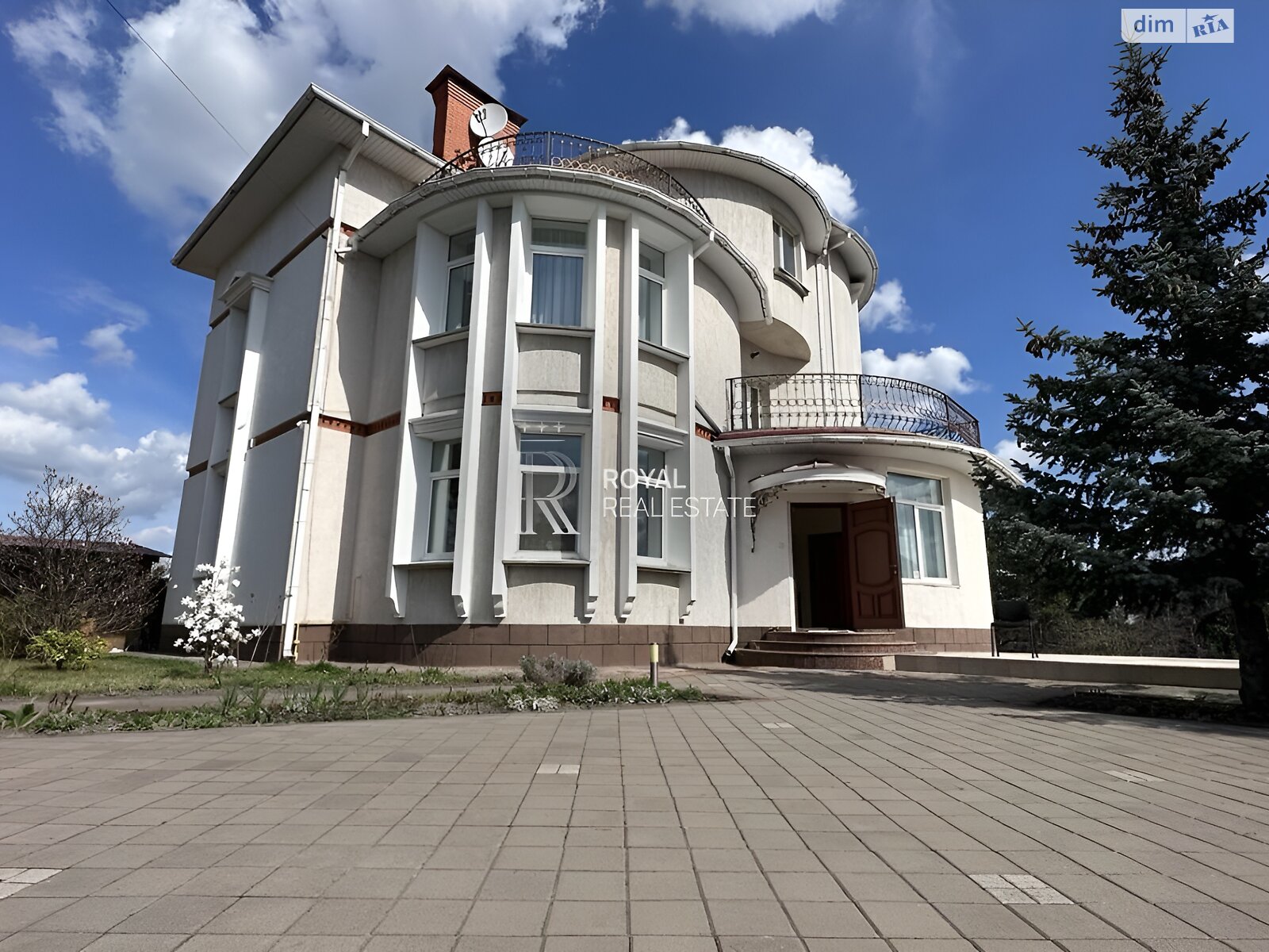 триповерховий будинок з гаражем, 645 кв. м, цегла. Продаж у Козині фото 1 триповерховий будинок з гаражем, 645 кв. м, цегла. Продаж у Козині фото 1