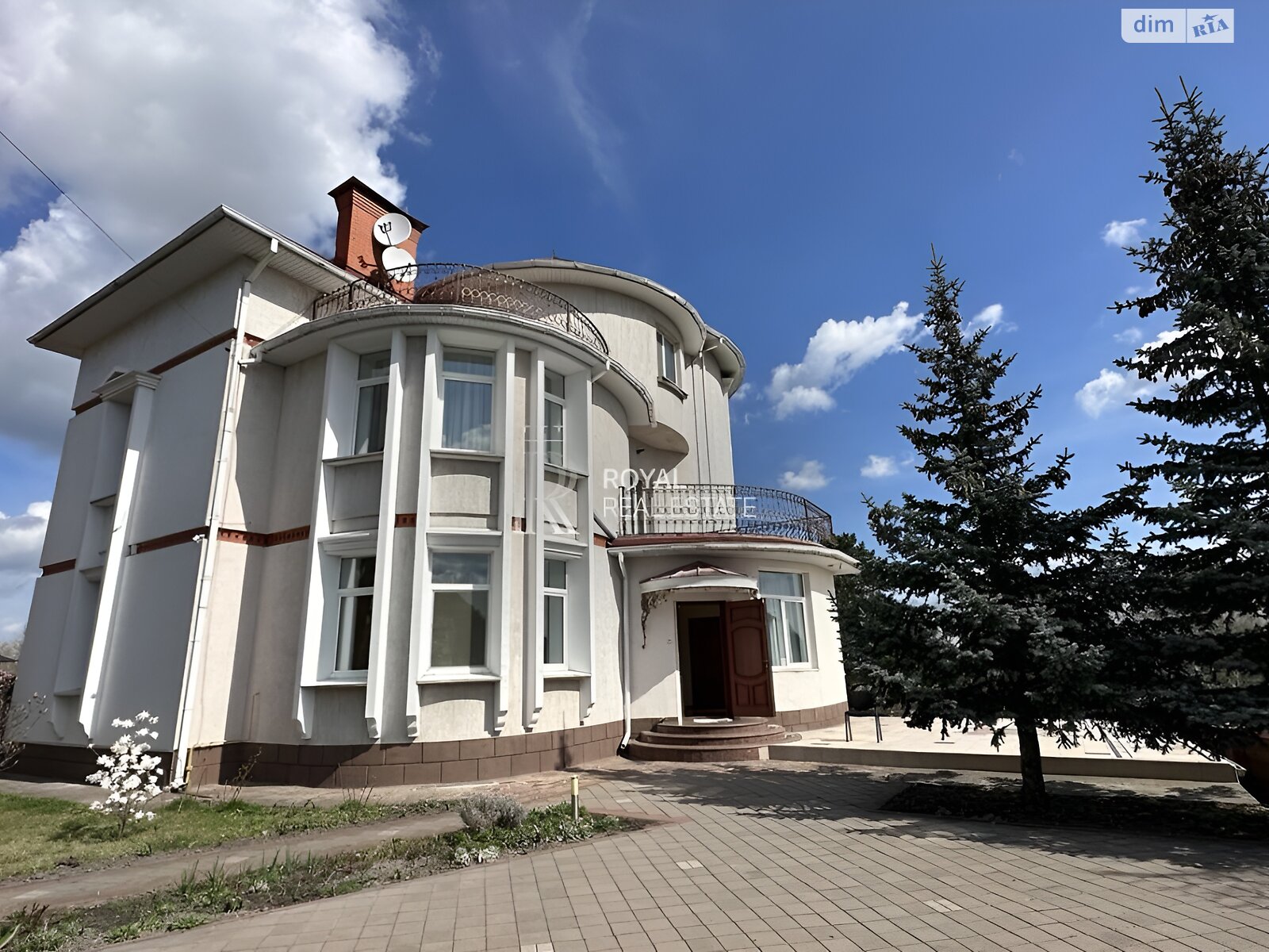 триповерховий будинок з гаражем, 645 кв. м, цегла. Продаж у Козині фото 1 триповерховий будинок з гаражем, 645 кв. м, цегла. Продаж у Козині фото 1