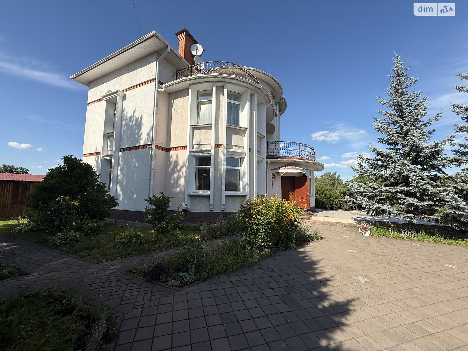 триповерховий будинок з опаленням, 645.3 кв. м, цегла. Продаж у Козині фото 1 триповерховий будинок з опаленням, 645.3 кв. м, цегла. Продаж у Козині фото 1