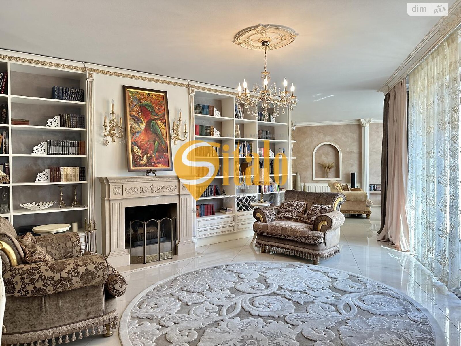 трехэтажный дом с отоплением, 390 кв. м, кирпич. Продажа в Козине фото 1 трехэтажный дом с отоплением, 390 кв. м, кирпич. Продажа в Козине фото 1