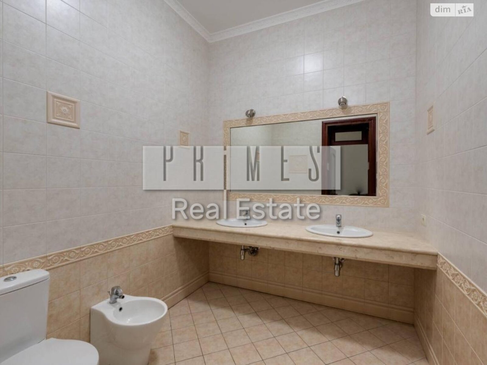 трехэтажный дом с гаражом, 912 кв. м, кирпич. Продажа в Козине фото 1 трехэтажный дом с гаражом, 912 кв. м, кирпич. Продажа в Козине фото 1