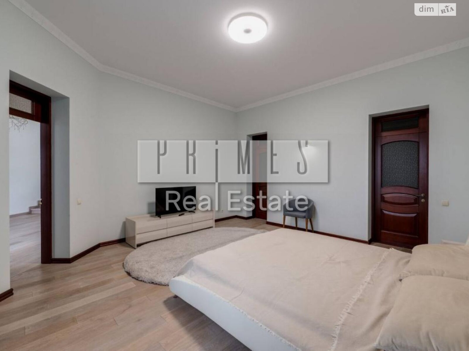 трехэтажный дом с гаражом, 912 кв. м, кирпич. Продажа в Козине фото 1 трехэтажный дом с гаражом, 912 кв. м, кирпич. Продажа в Козине фото 1