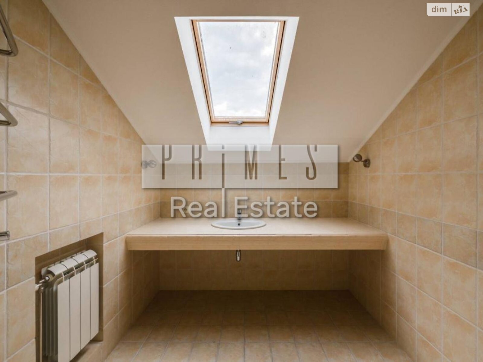 трехэтажный дом с гаражом, 912 кв. м, кирпич. Продажа в Козине фото 1 трехэтажный дом с гаражом, 912 кв. м, кирпич. Продажа в Козине фото 1