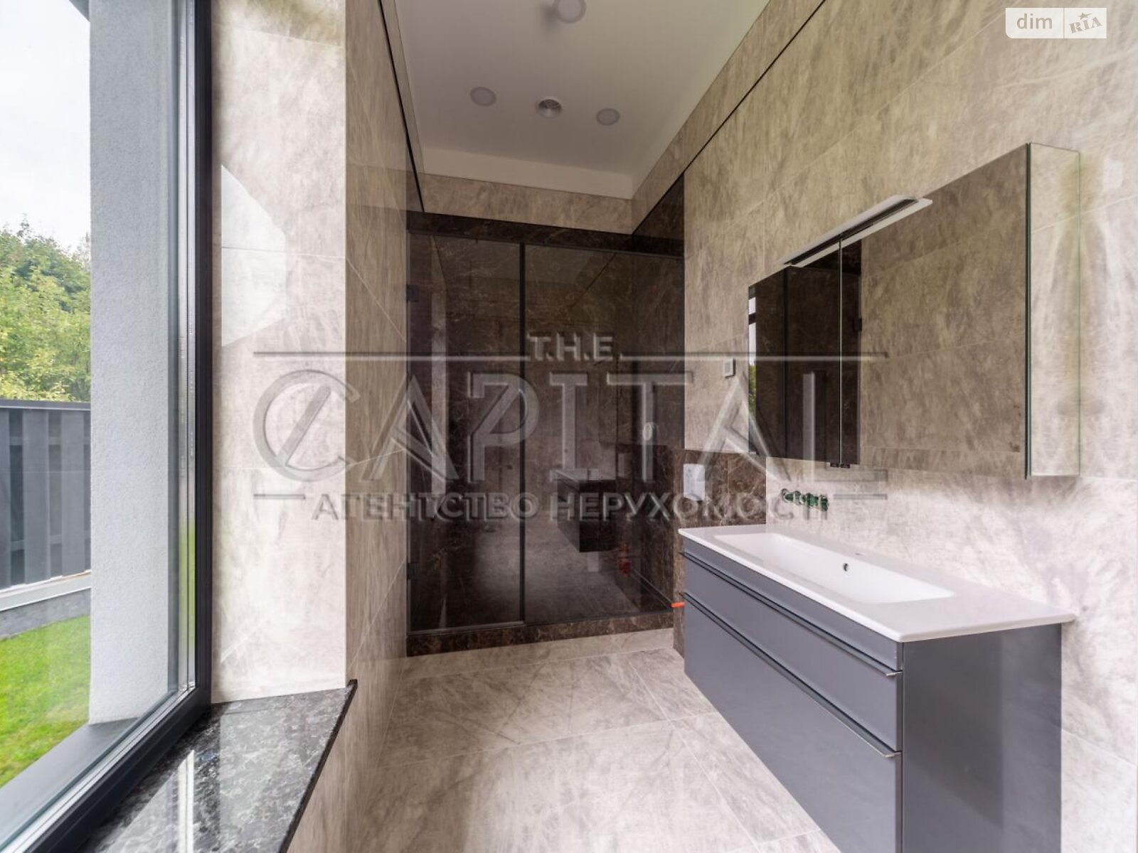 двоповерховий будинок з гаражем, 400 кв. м, цегла. Продаж у Козині фото 1 двоповерховий будинок з гаражем, 400 кв. м, цегла. Продаж у Козині фото 1