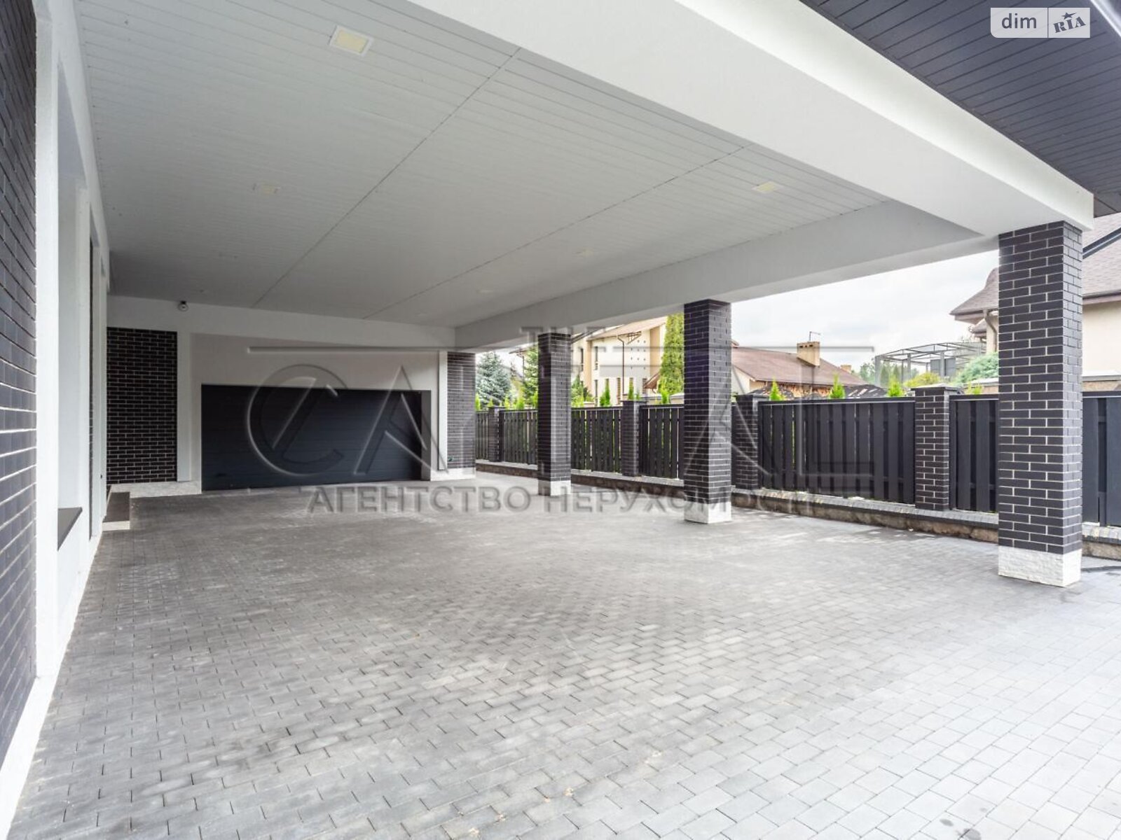 двоповерховий будинок з гаражем, 281.1 кв. м, цегла. Продаж у Козині фото 1 двоповерховий будинок з гаражем, 281.1 кв. м, цегла. Продаж у Козині фото 1