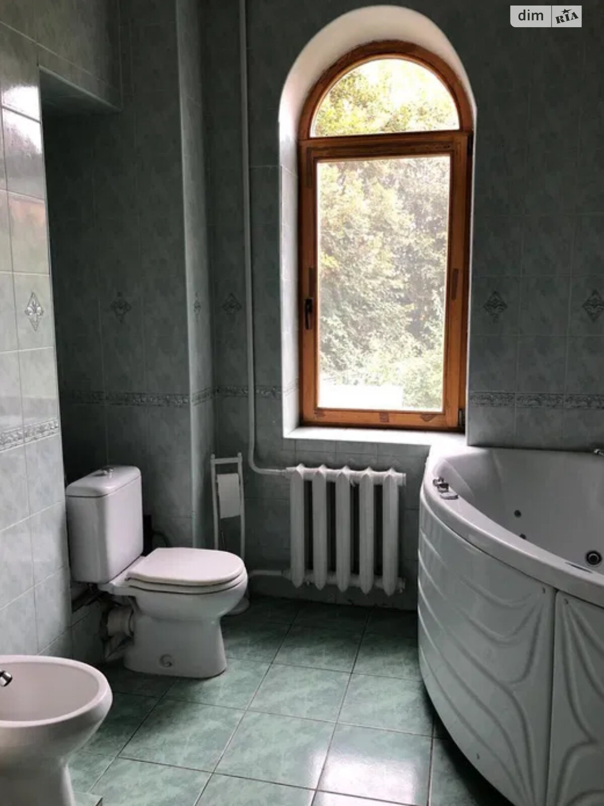 триповерховий будинок, 424 кв. м, кирпич. Продаж у Козині фото 1 триповерховий будинок, 424 кв. м, кирпич. Продаж у Козині фото 1
