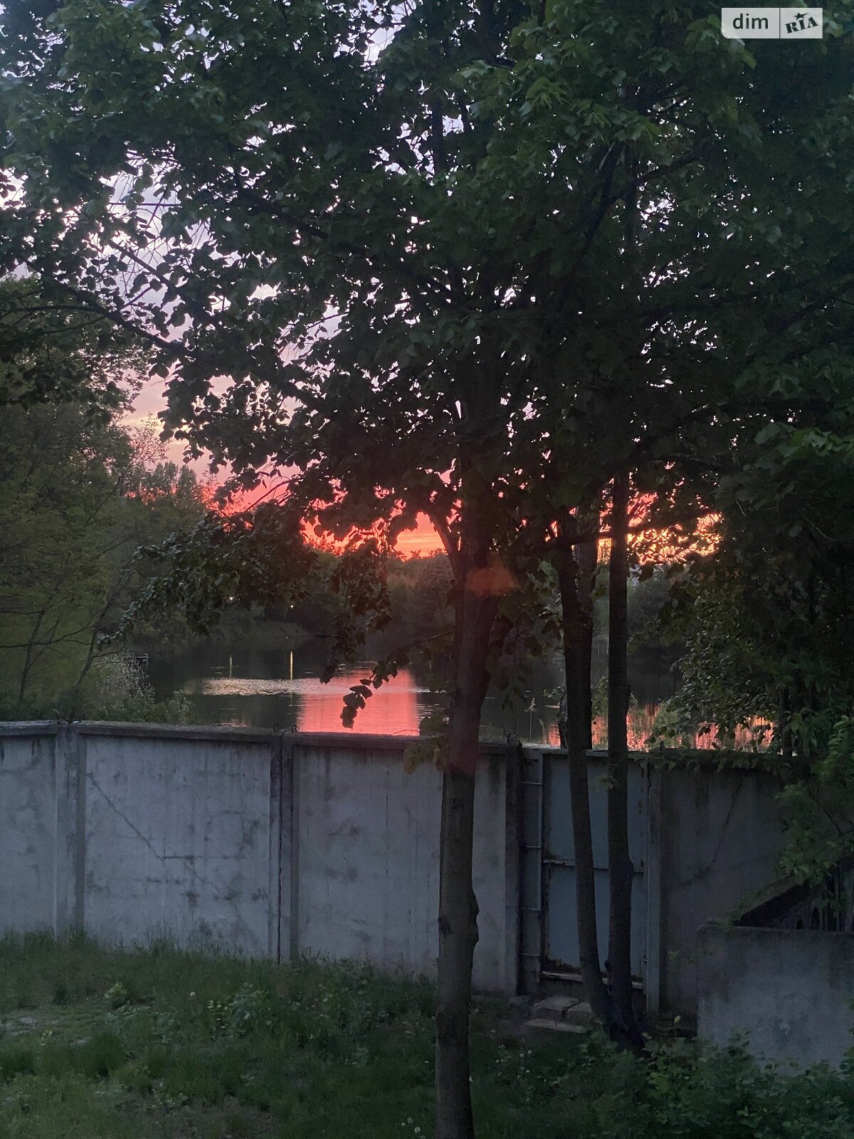 трехэтажный дом, 424 кв. м, кирпич. Продажа в Козине фото 1 трехэтажный дом, 424 кв. м, кирпич. Продажа в Козине фото 1