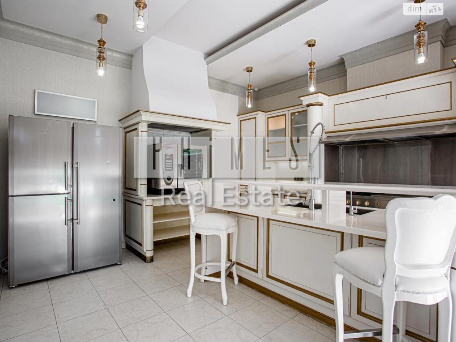 двоповерховий будинок з гаражем, 847.9 кв. м, цегла. Продаж у Козині фото 1 двоповерховий будинок з гаражем, 847.9 кв. м, цегла. Продаж у Козині фото 1