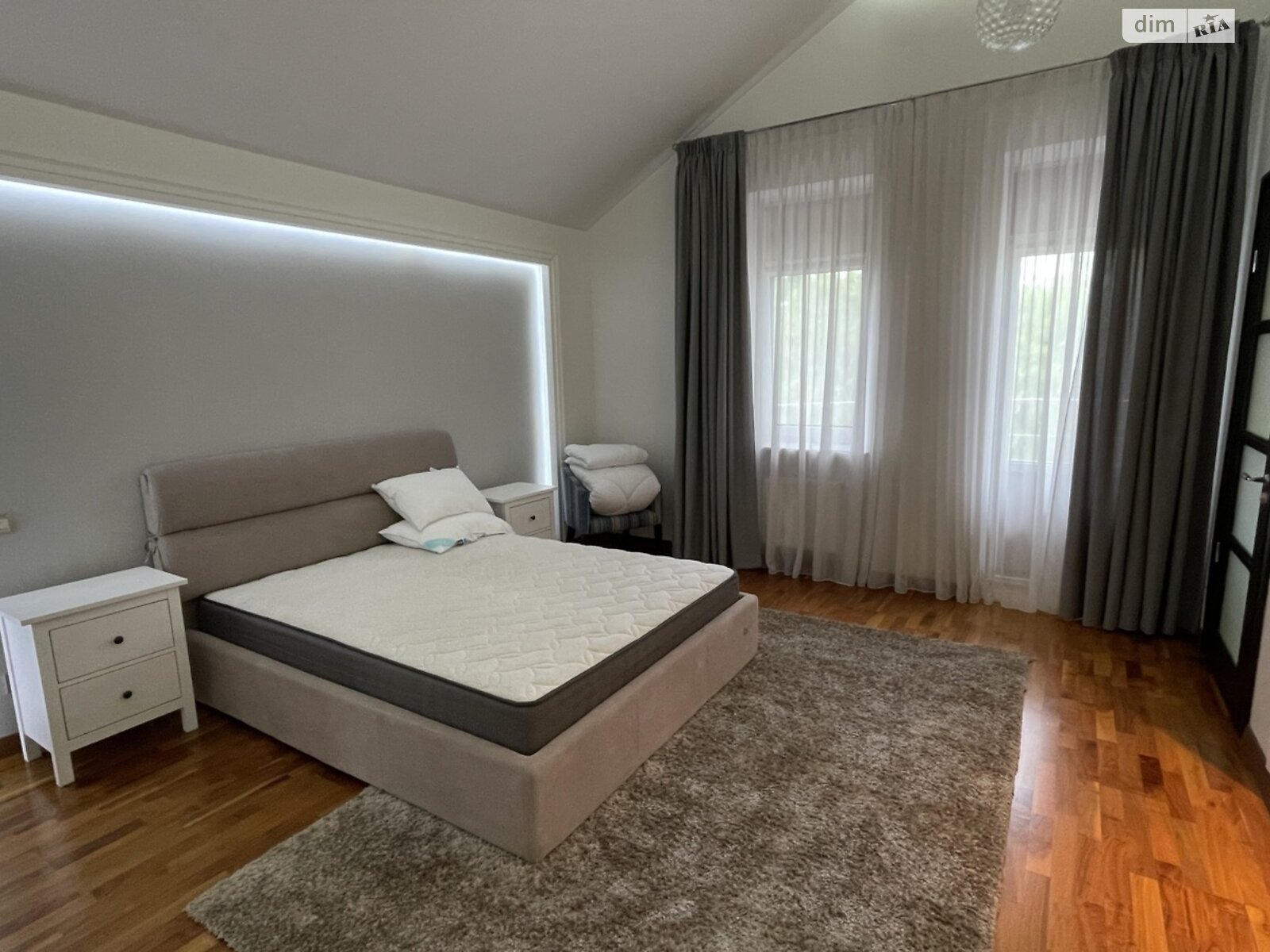 двухэтажный дом с гаражом, 500 кв. м, кирпич. Продажа в Козине фото 1 двухэтажный дом с гаражом, 500 кв. м, кирпич. Продажа в Козине фото 1