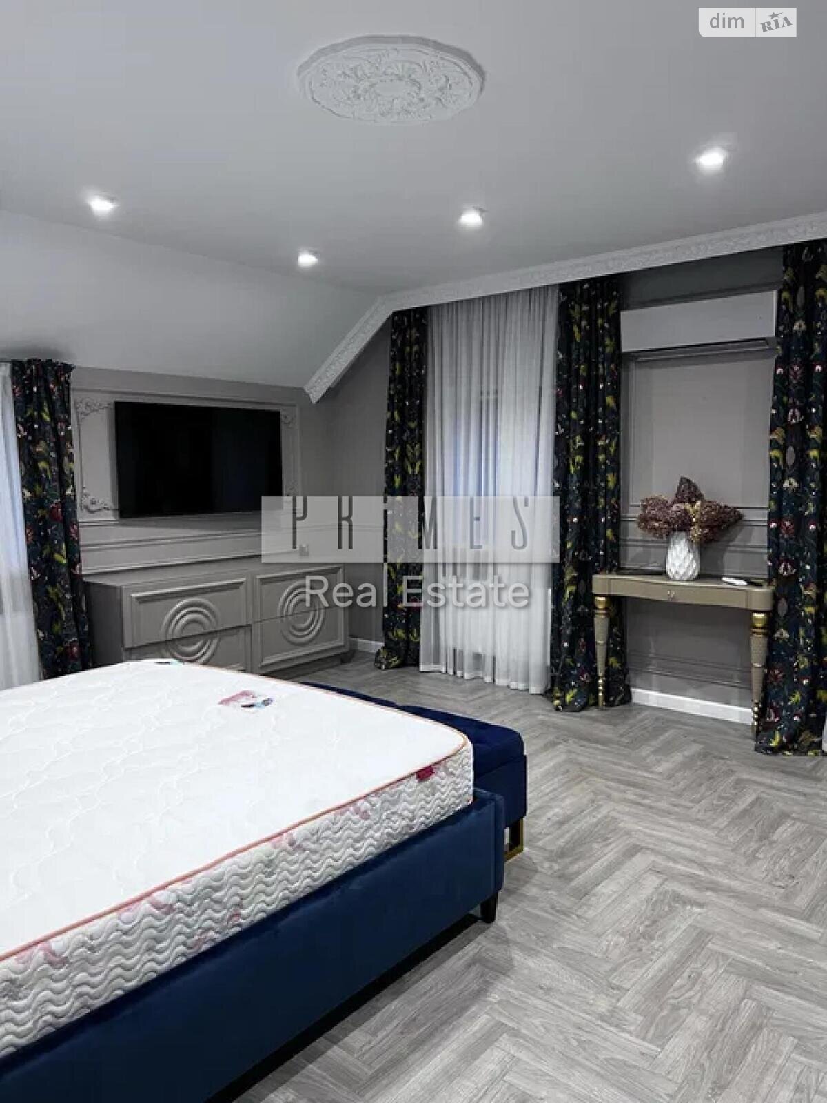 двоповерховий будинок з ремонтом, 410 кв. м, цегла. Продаж у Козині фото 1 двоповерховий будинок з ремонтом, 410 кв. м, цегла. Продаж у Козині фото 1