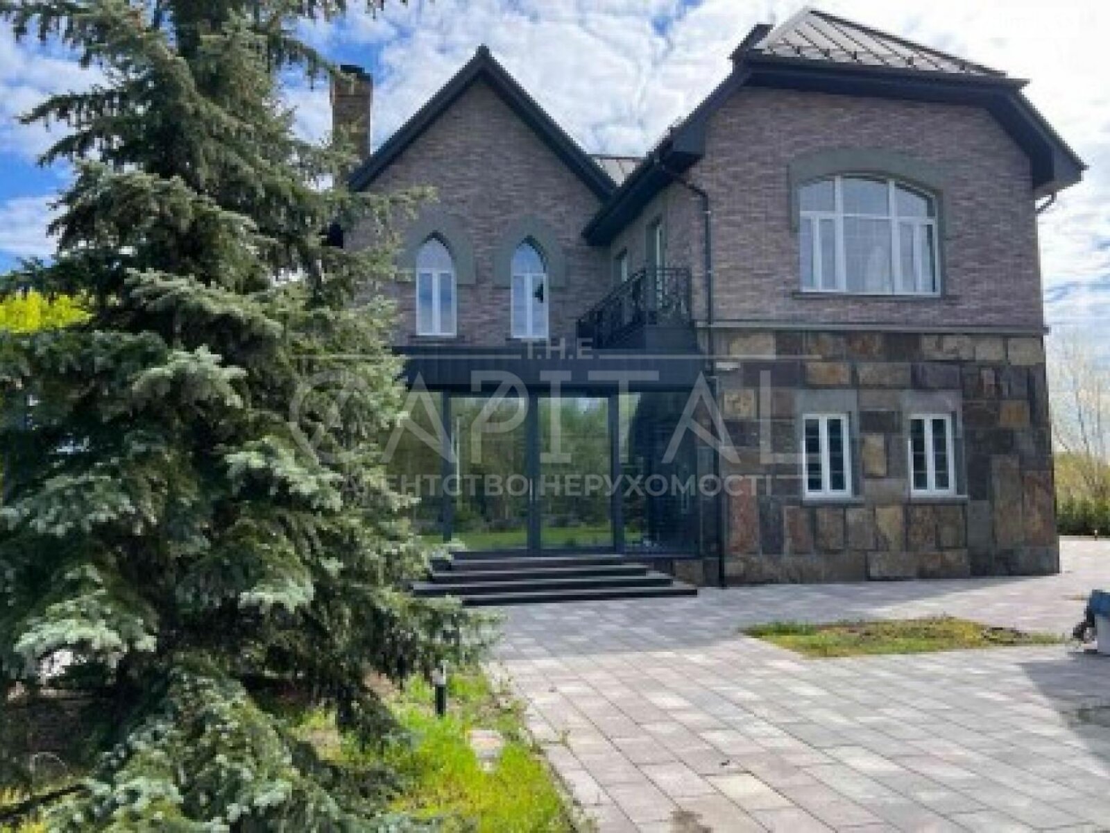 двухэтажный дом с гаражом, 650 кв. м, кирпич. Продажа в Козине фото 1 двухэтажный дом с гаражом, 650 кв. м, кирпич. Продажа в Козине фото 1