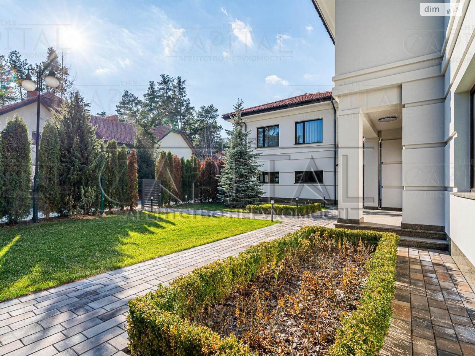 двоповерховий будинок бесідка, 550 кв. м, кирпич. Продаж у Козині фото 1 двоповерховий будинок бесідка, 550 кв. м, кирпич. Продаж у Козині фото 1