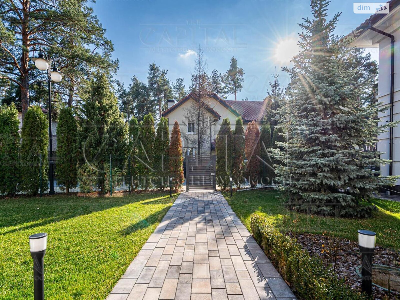 двоповерховий будинок бесідка, 550 кв. м, кирпич. Продаж у Козині фото 1 двоповерховий будинок бесідка, 550 кв. м, кирпич. Продаж у Козині фото 1