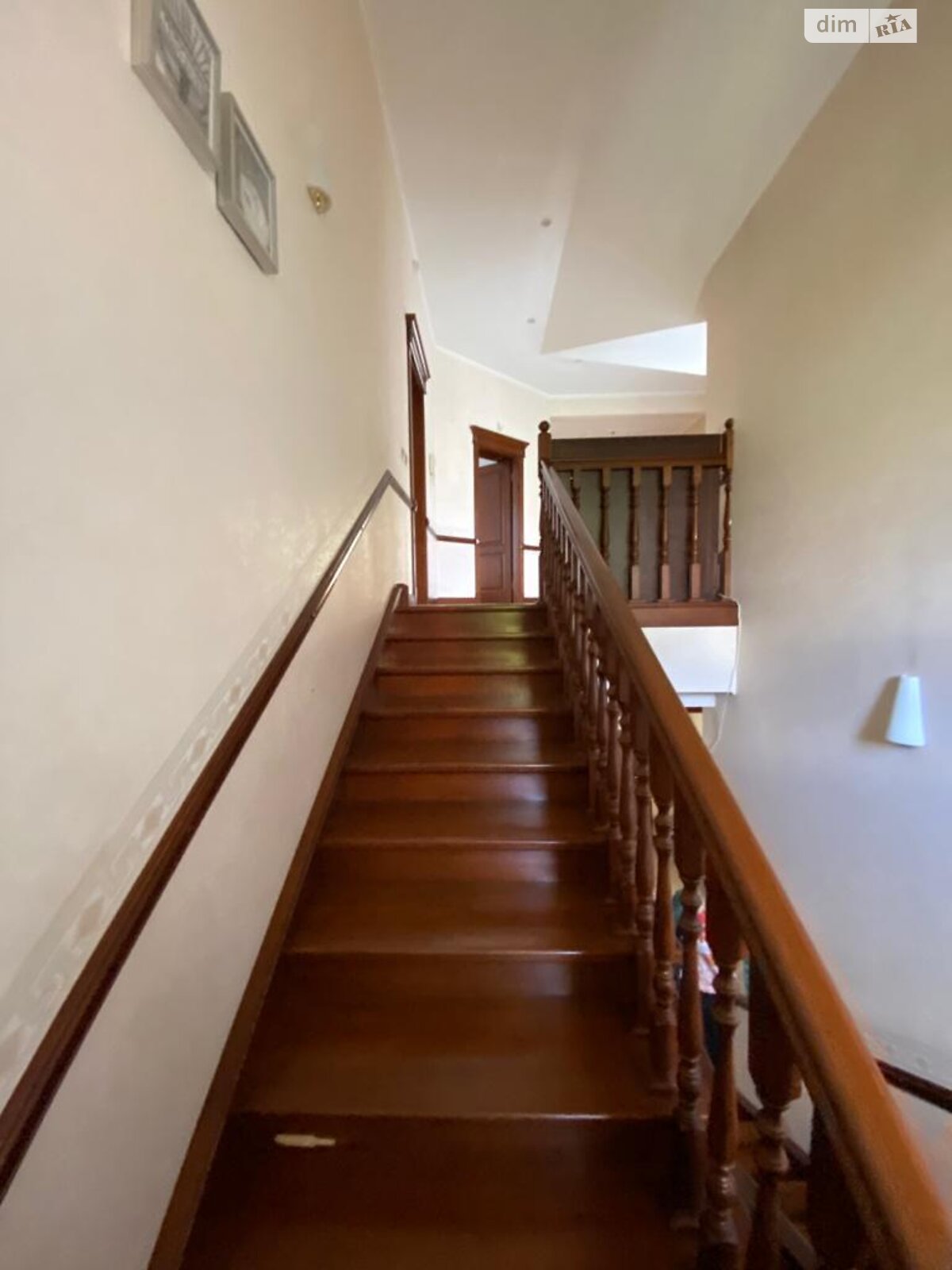 двухэтажный дом с верандой, 626.3 кв. м, кирпич. Продажа в Козине фото 1 двухэтажный дом с верандой, 626.3 кв. м, кирпич. Продажа в Козине фото 1