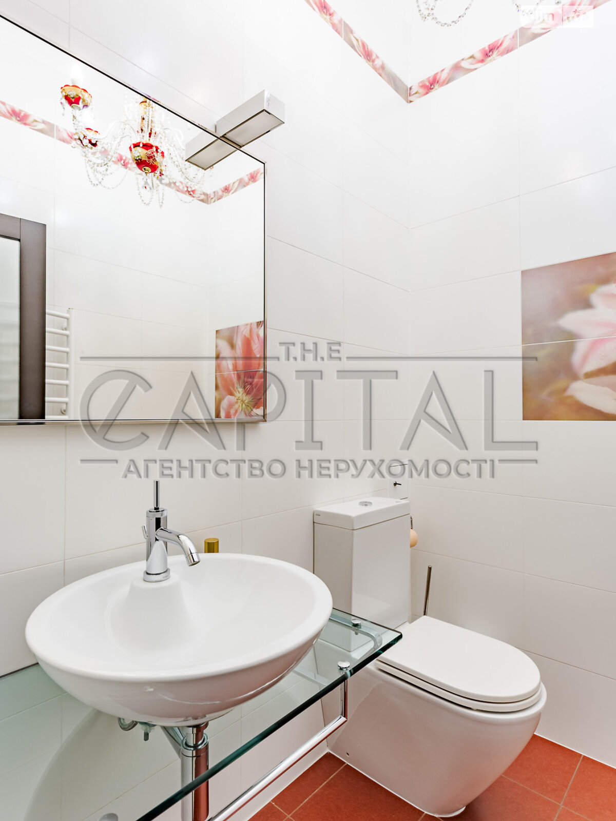 двухэтажный дом, 1200 кв. м, кирпич. Продажа в Козине фото 1