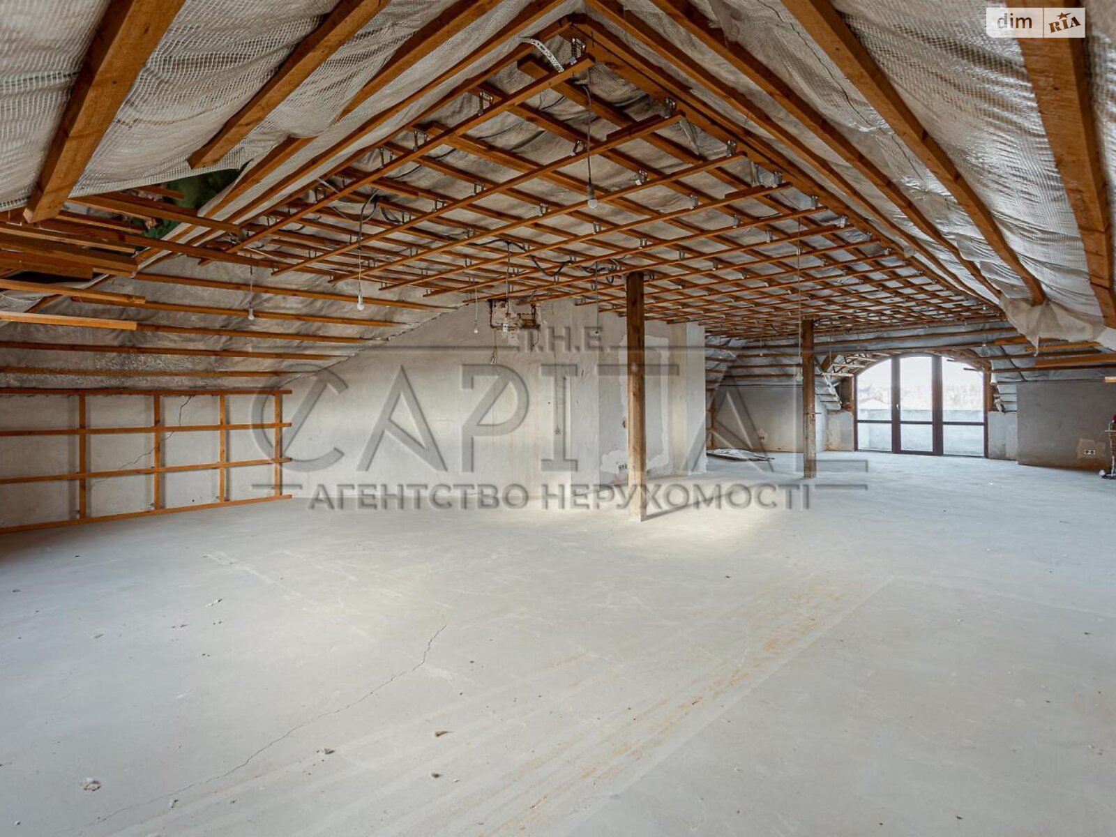 двухэтажный дом с гаражом, 690 кв. м, кирпич. Продажа в Козине фото 1 двухэтажный дом с гаражом, 690 кв. м, кирпич. Продажа в Козине фото 1