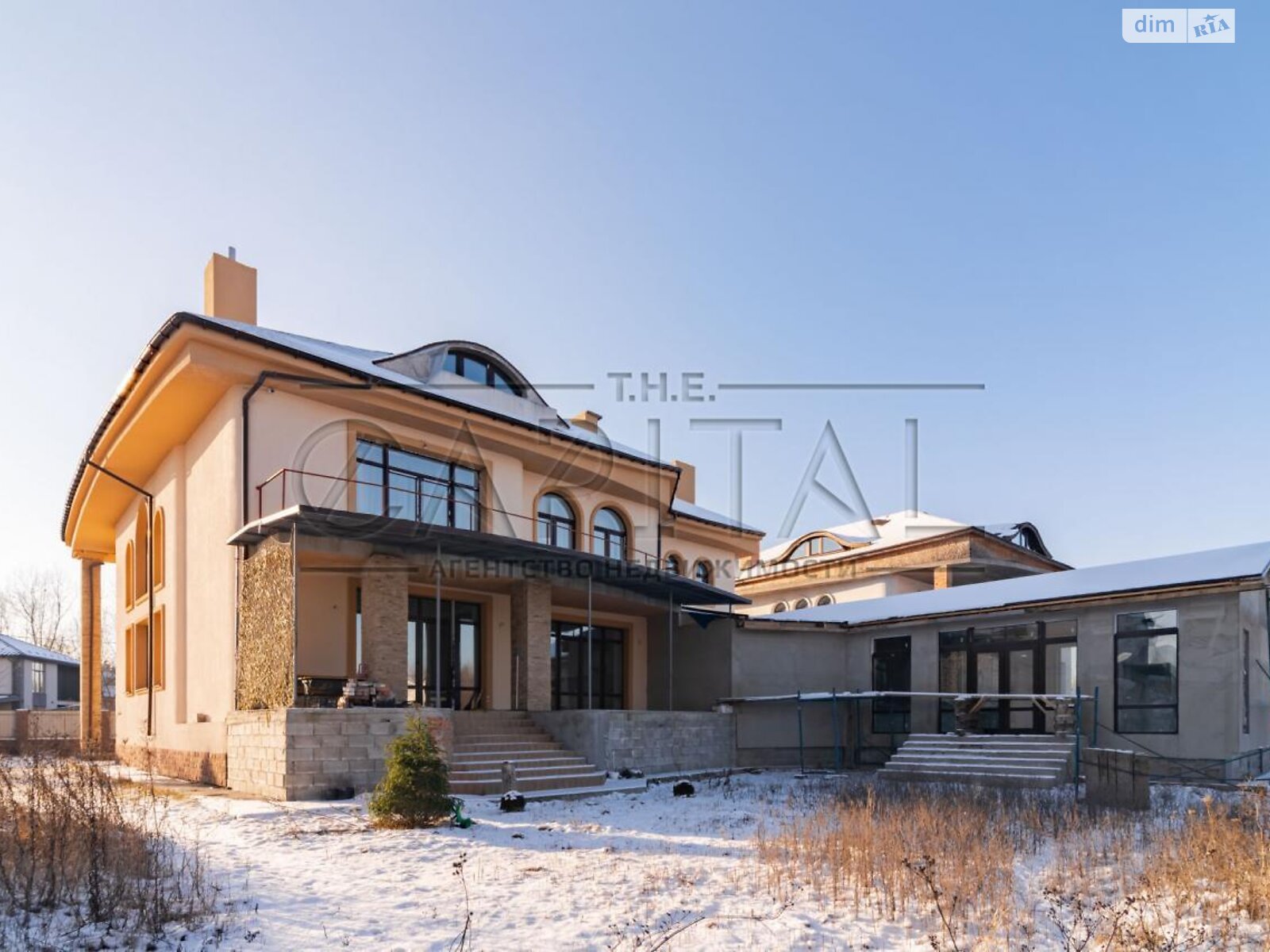 двоповерховий будинок з гаражем, 690 кв. м, цегла. Продаж у Козині фото 1 двоповерховий будинок з гаражем, 690 кв. м, цегла. Продаж у Козині фото 1
