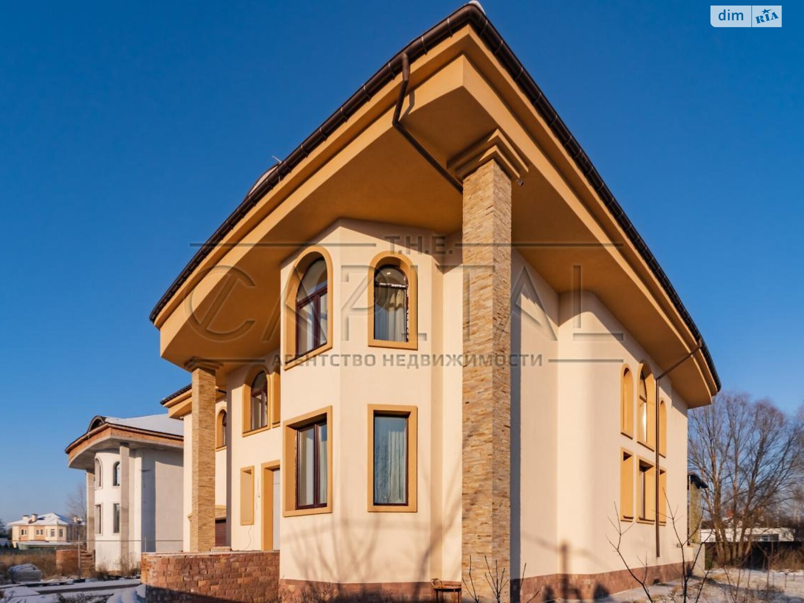 двоповерховий будинок з гаражем, 690 кв. м, цегла. Продаж у Козині фото 1 двоповерховий будинок з гаражем, 690 кв. м, цегла. Продаж у Козині фото 1