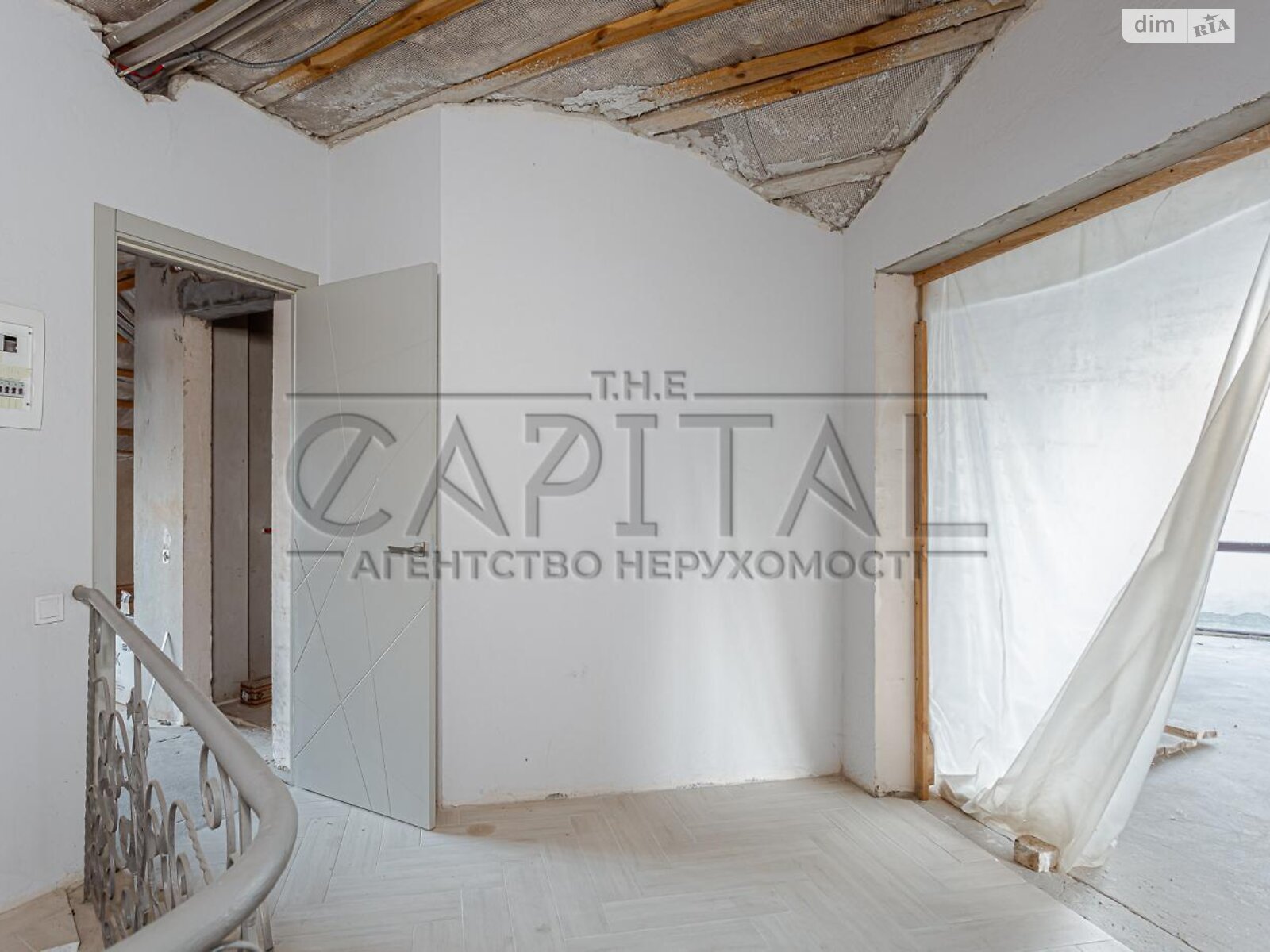 двоповерховий будинок з гаражем, 690 кв. м, цегла. Продаж у Козині фото 1 двоповерховий будинок з гаражем, 690 кв. м, цегла. Продаж у Козині фото 1
